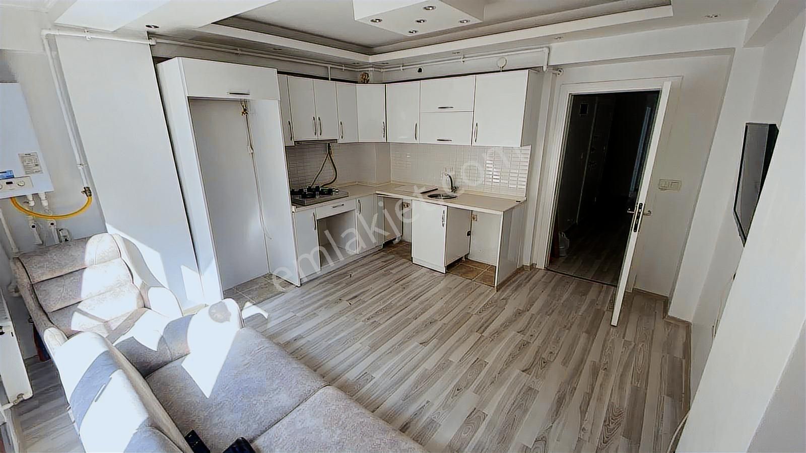 Çanakkale Biga Merkezde Kiralık 1+1 Daire - Görsel 11