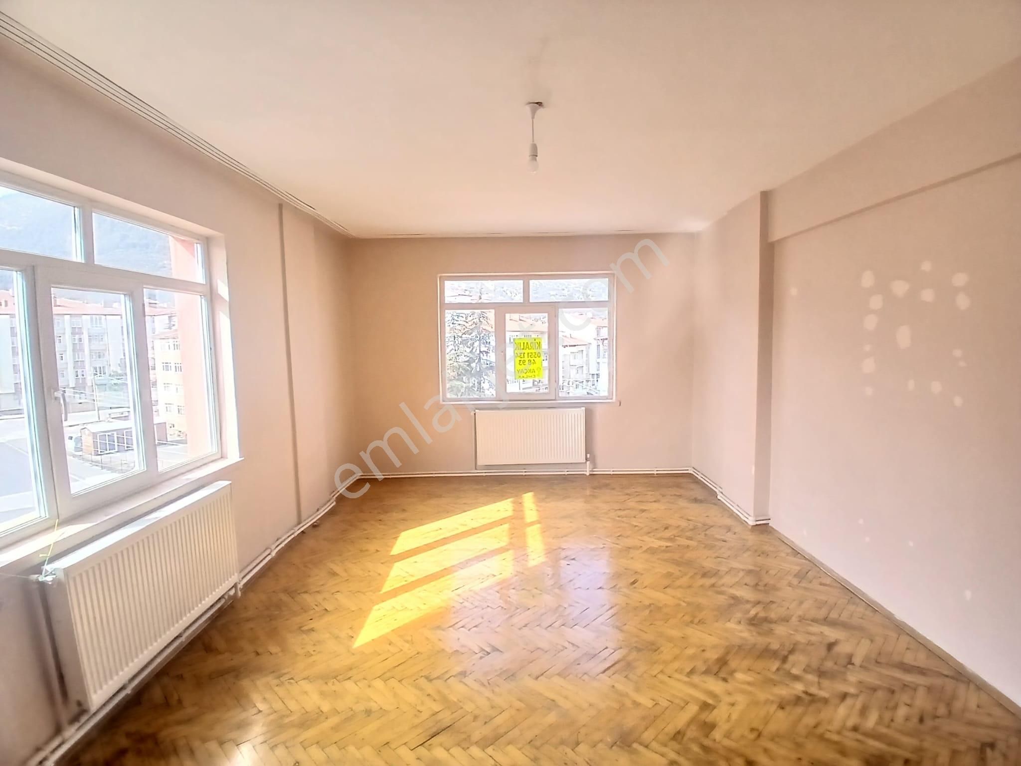 Akçay Emlak'tan Akşehir Altunkalem Mahallesi Altunkalem Parkı Yanında Kiralık 3+1 Daire - Görsel 34