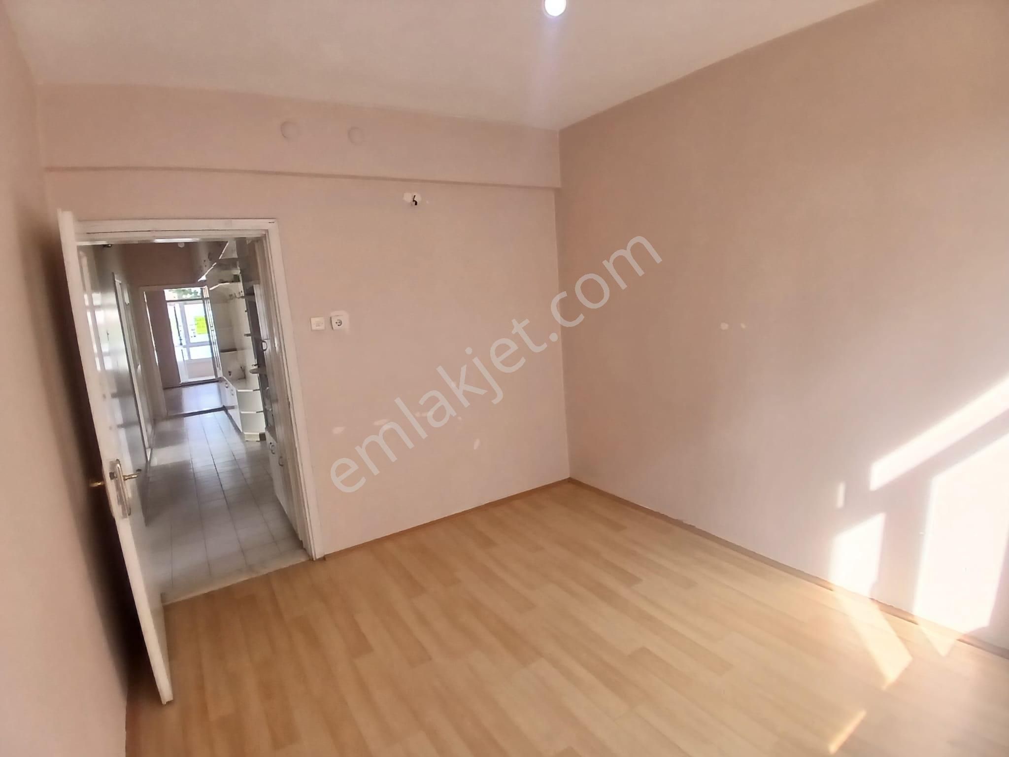Akçay Emlak'tan Akşehir Altunkalem Mahallesi Altunkalem Parkı Yanında Kiralık 3+1 Daire - Görsel 22