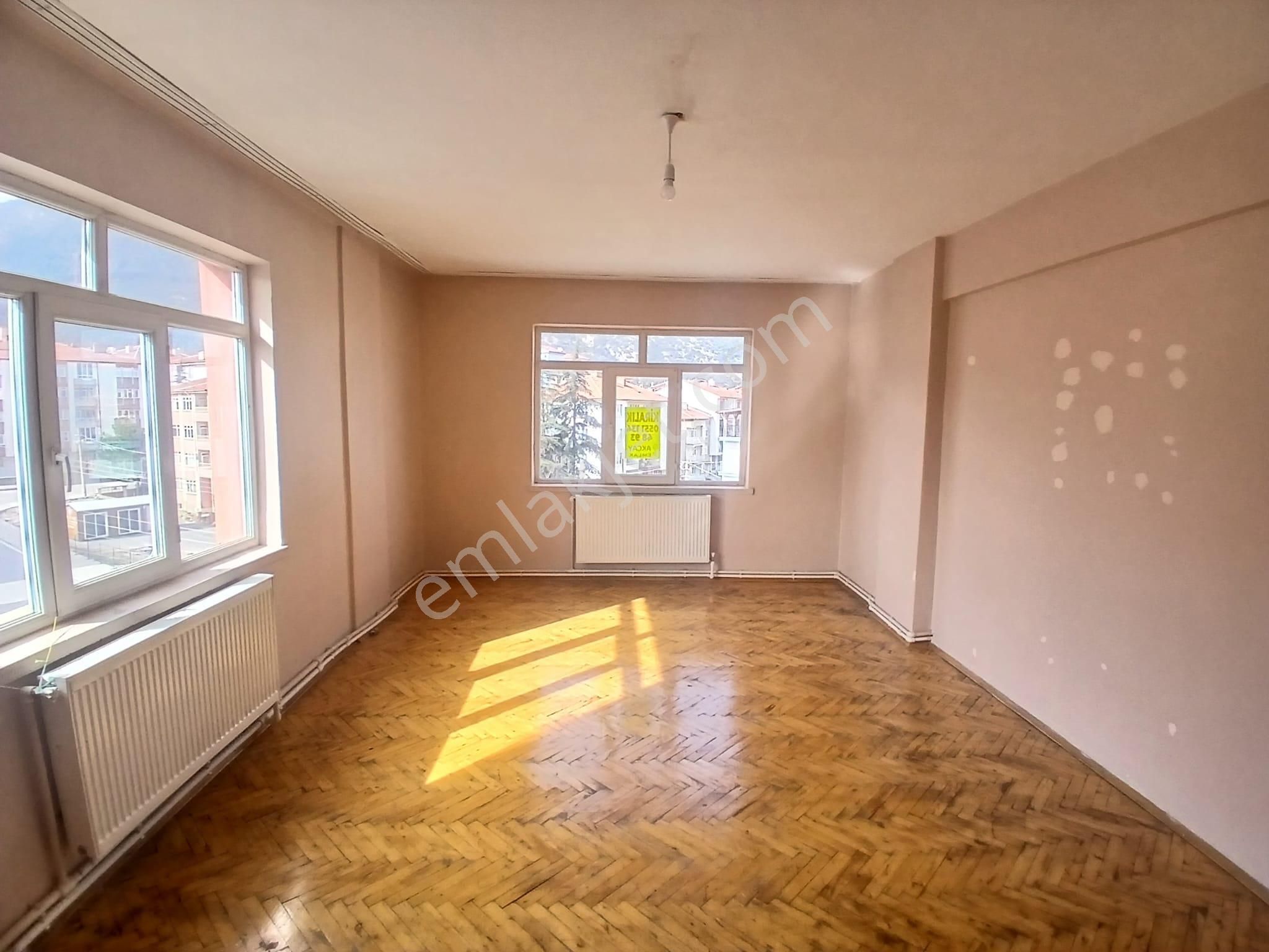 Akçay Emlak'tan Akşehir Altunkalem Mahallesi Altunkalem Parkı Yanında Kiralık 3+1 Daire - Görsel 10