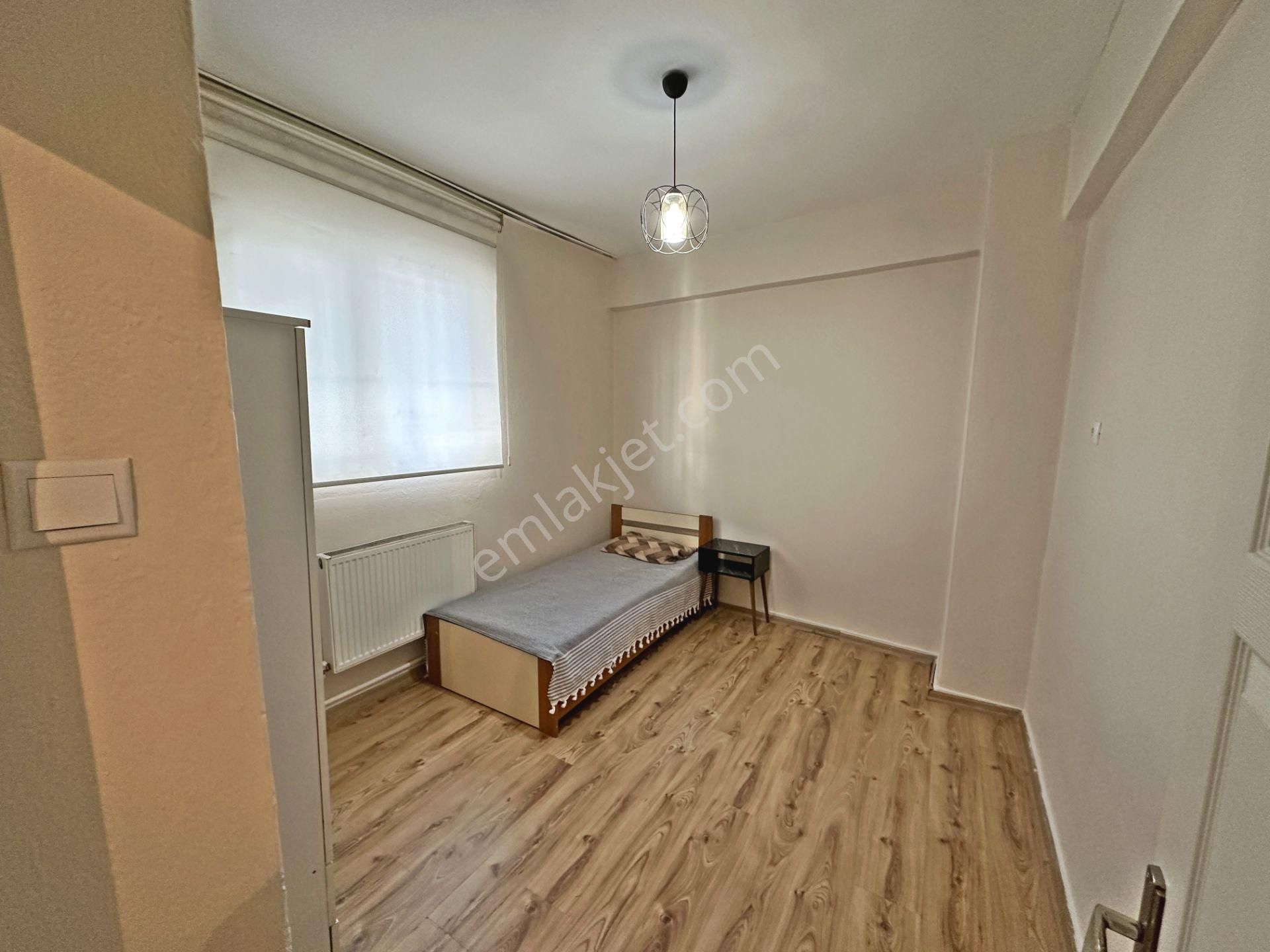 Cebeci Şehitlik Yakını Full Eşyalı Ön Cephede 2+1 Kiralık Daire - Görsel 8