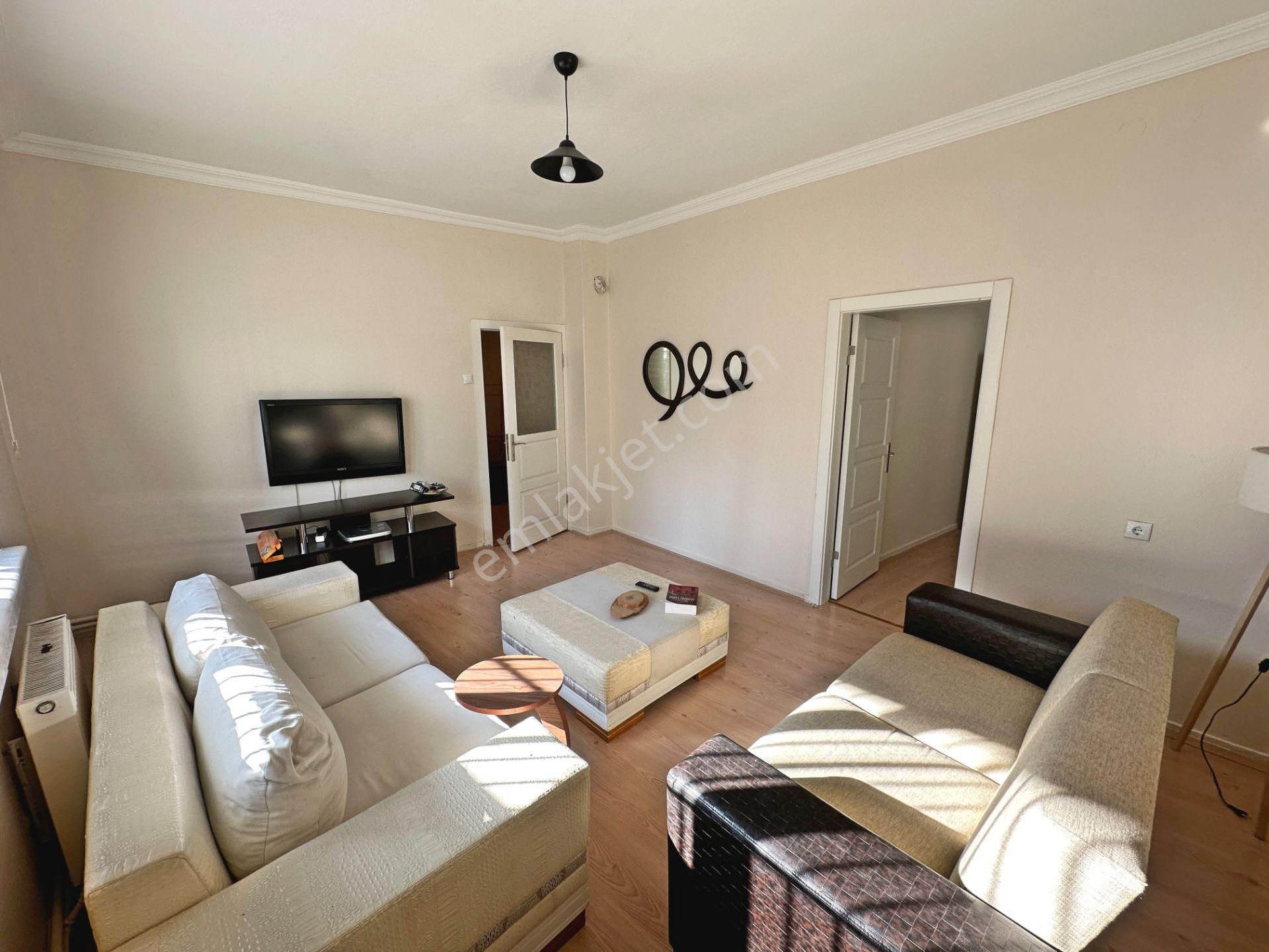 Cebeci Şehitlik Yakını Full Eşyalı Ön Cephede 2+1 Kiralık Daire - Görsel 3