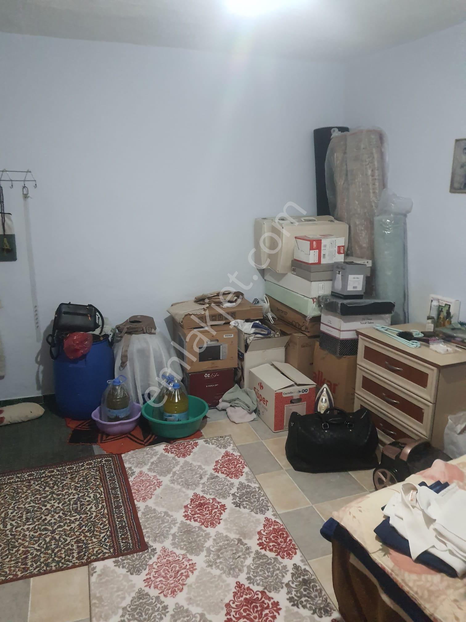 Kirazlı Köyü Merkezinde, 200m² Bahçeli Satılık Müstakil Ev - Görsel 9