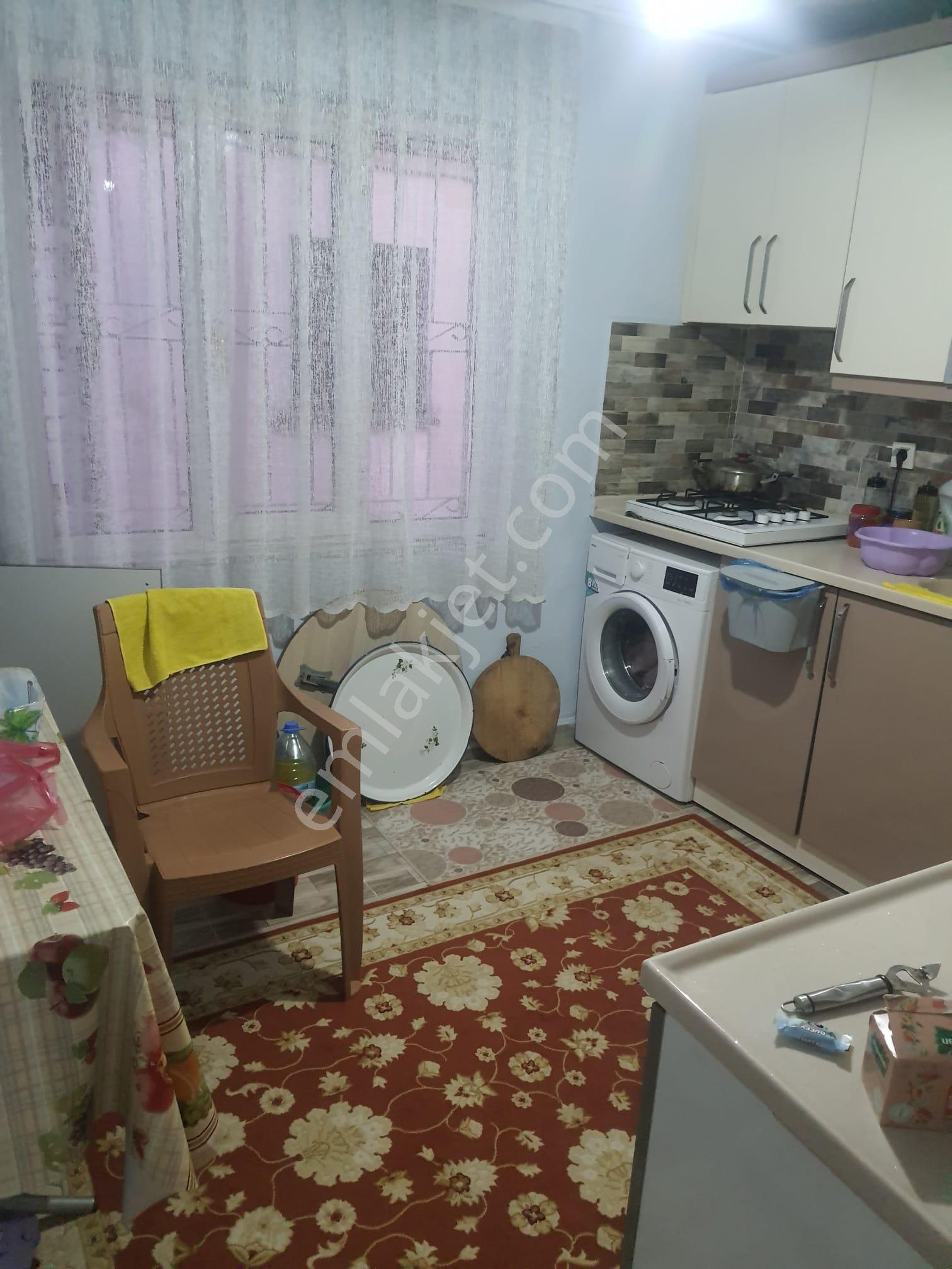 Kirazlı Köyü Merkezinde, 200m² Bahçeli Satılık Müstakil Ev - Görsel 8