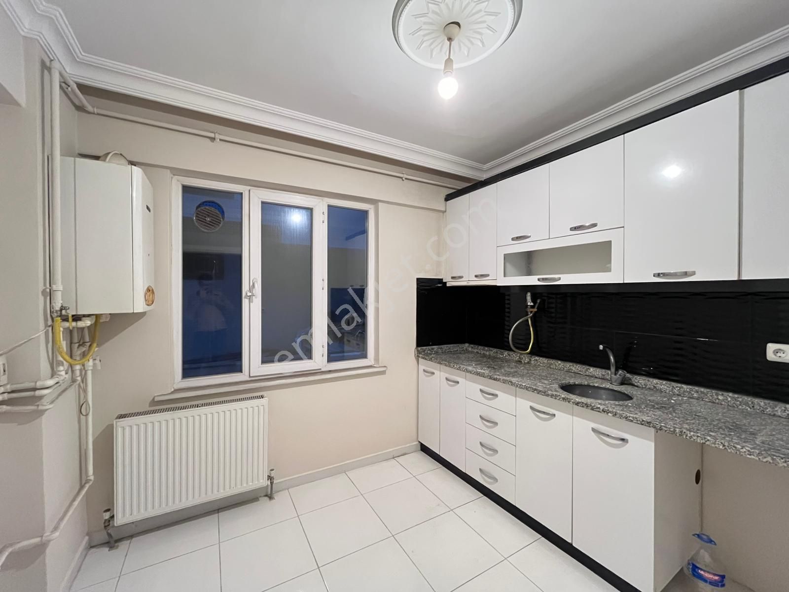 Çerkezköy/ Yıldırım Beyzıt Mah'de Servisler Güzergahın'da Kiralık 1+1 Kombili Hazır Daire - Görsel 5