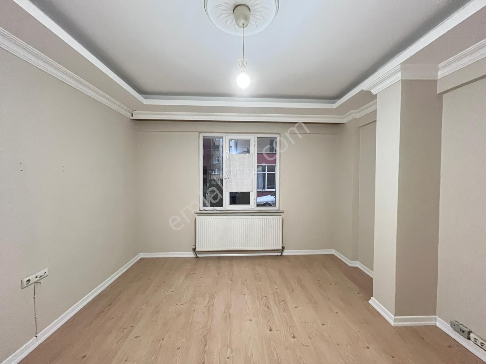 Çerkezköy/ Yıldırım Beyzıt Mah'de Servisler Güzergahın'da Kiralık 1+1 Kombili Hazır Daire - Görsel 3