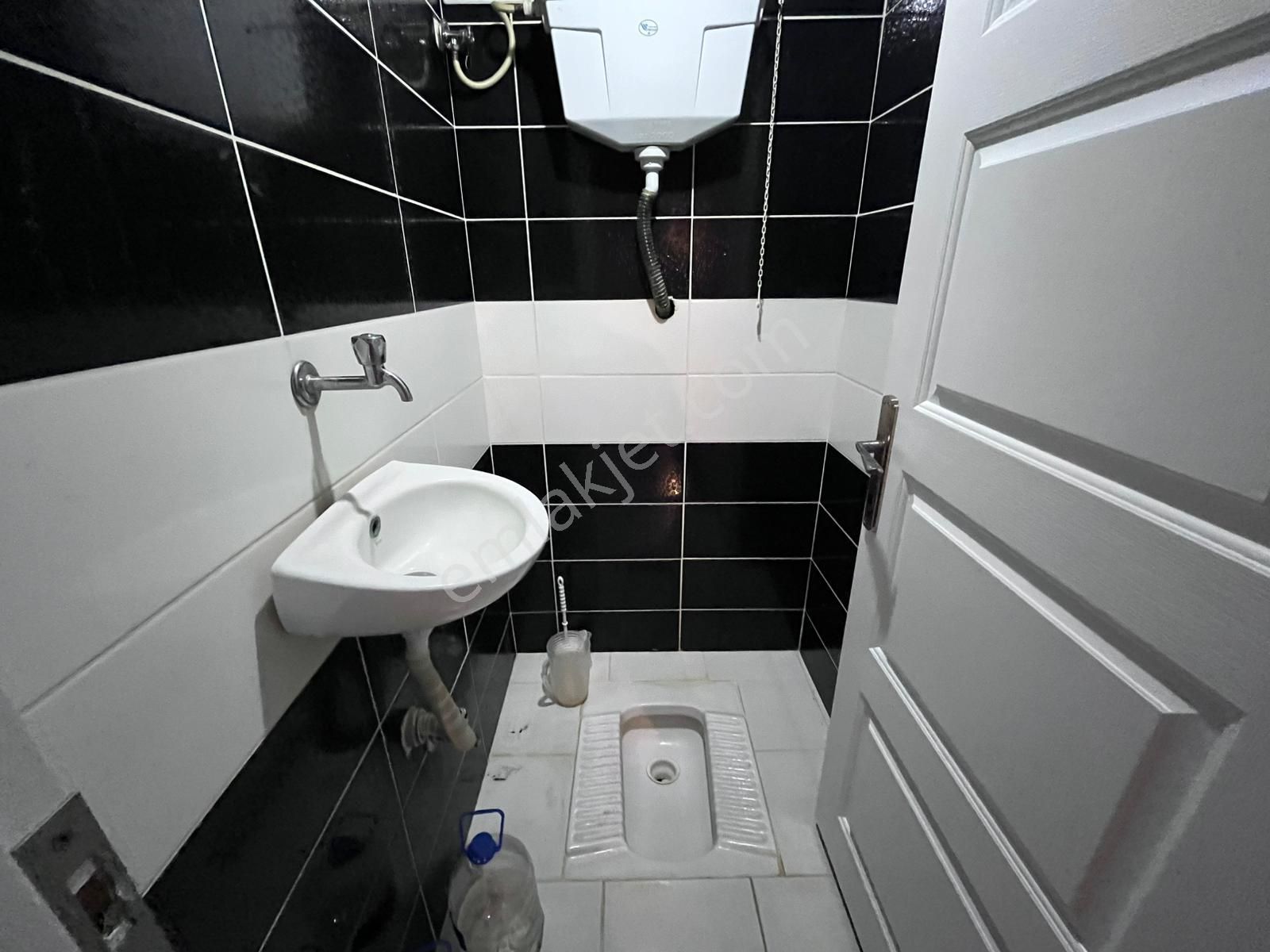 Çerkezköy/ Yıldırım Beyzıt Mah'de Servisler Güzergahın'da Kiralık 1+1 Kombili Hazır Daire - Görsel 12