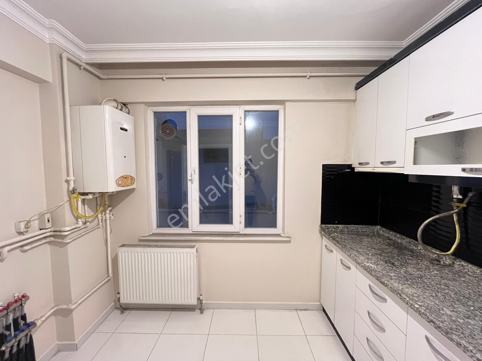 Çerkezköy/ Yıldırım Beyzıt Mah'de Servisler Güzergahın'da Kiralık 1+1 Kombili Hazır Daire - Görsel 7