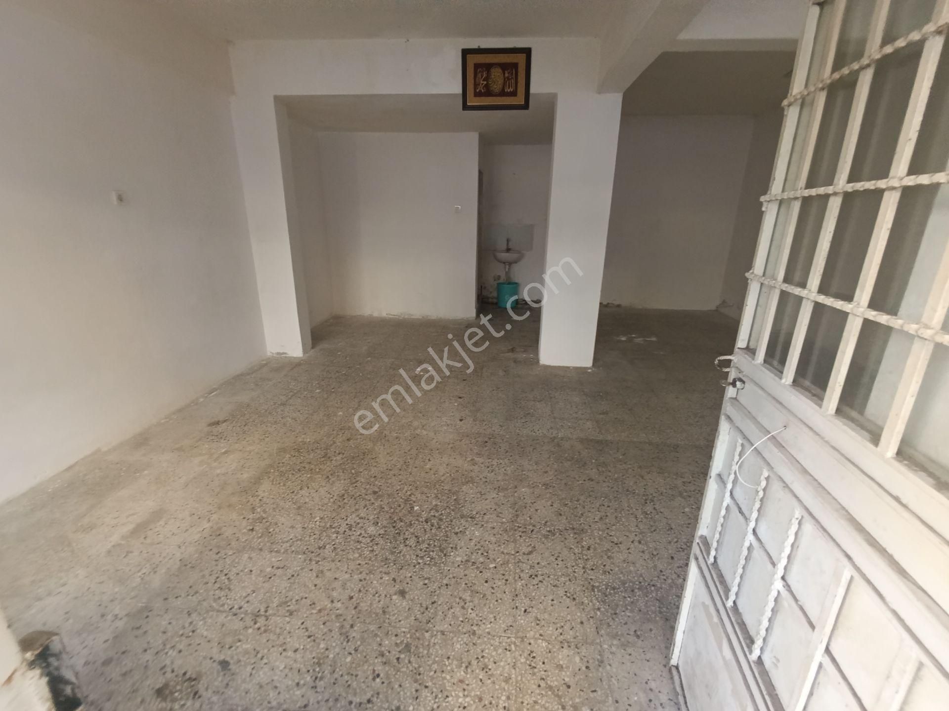 Pendik Güzelyalı Merkezde Yol Üstü Kiralık 50m2 Düz Dükkan - Görsel 7