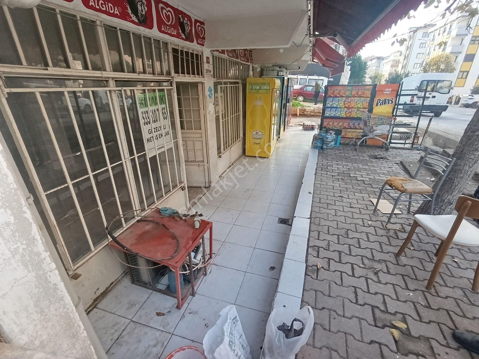 Pendik Güzelyalı Merkezde Yol Üstü Kiralık 50m2 Düz Dükkan - Görsel 3