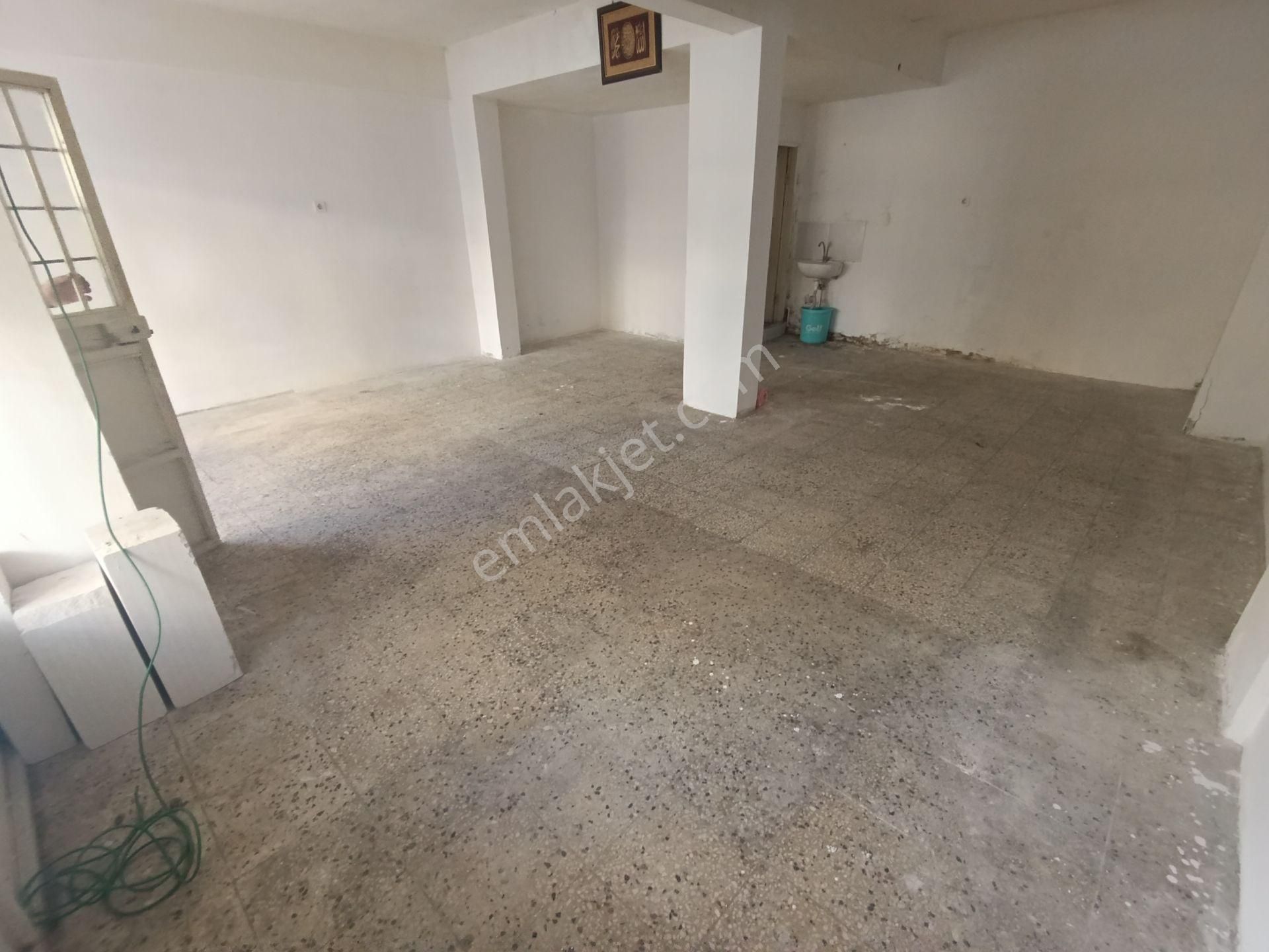 Pendik Güzelyalı Merkezde Yol Üstü Kiralık 50m2 Düz Dükkan - Görsel 14
