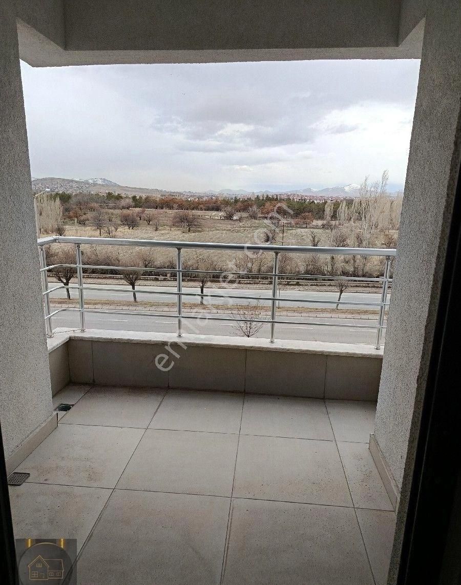 Satlık Sıfır Daireler Erkilet Yolu Polıs Okulu Yanı - Görsel 8