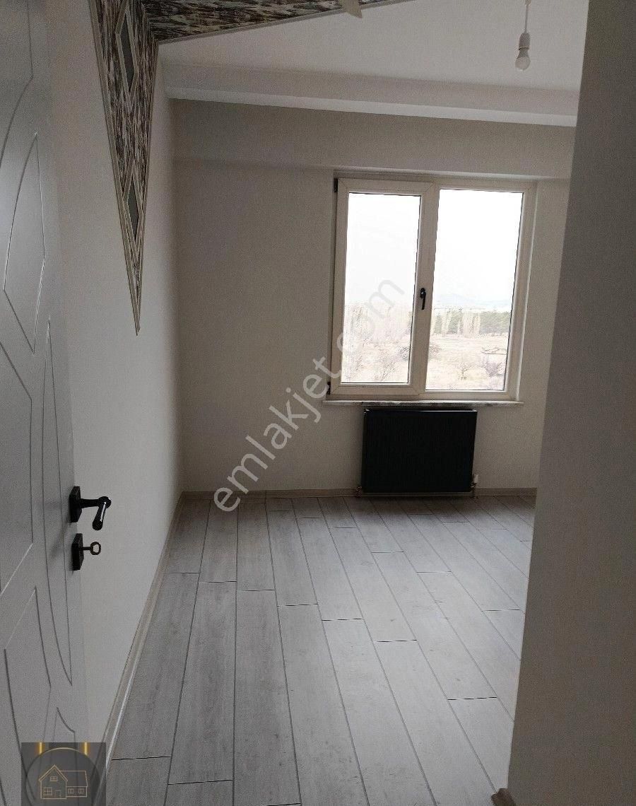 Satlık Sıfır Daireler Erkilet Yolu Polıs Okulu Yanı - Görsel 21