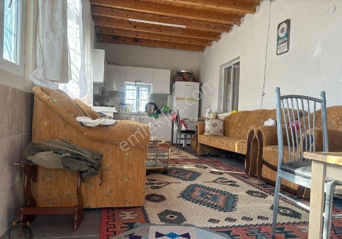 Erkilet Boyacı Mahallesinde Satılık 3+1 Bahçeli Müstakil Ev