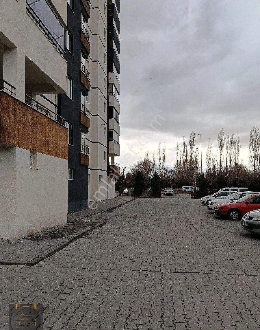 Satlık Daireler Erkilet Yolu Polıs Okulu Yanı - Görsel 2