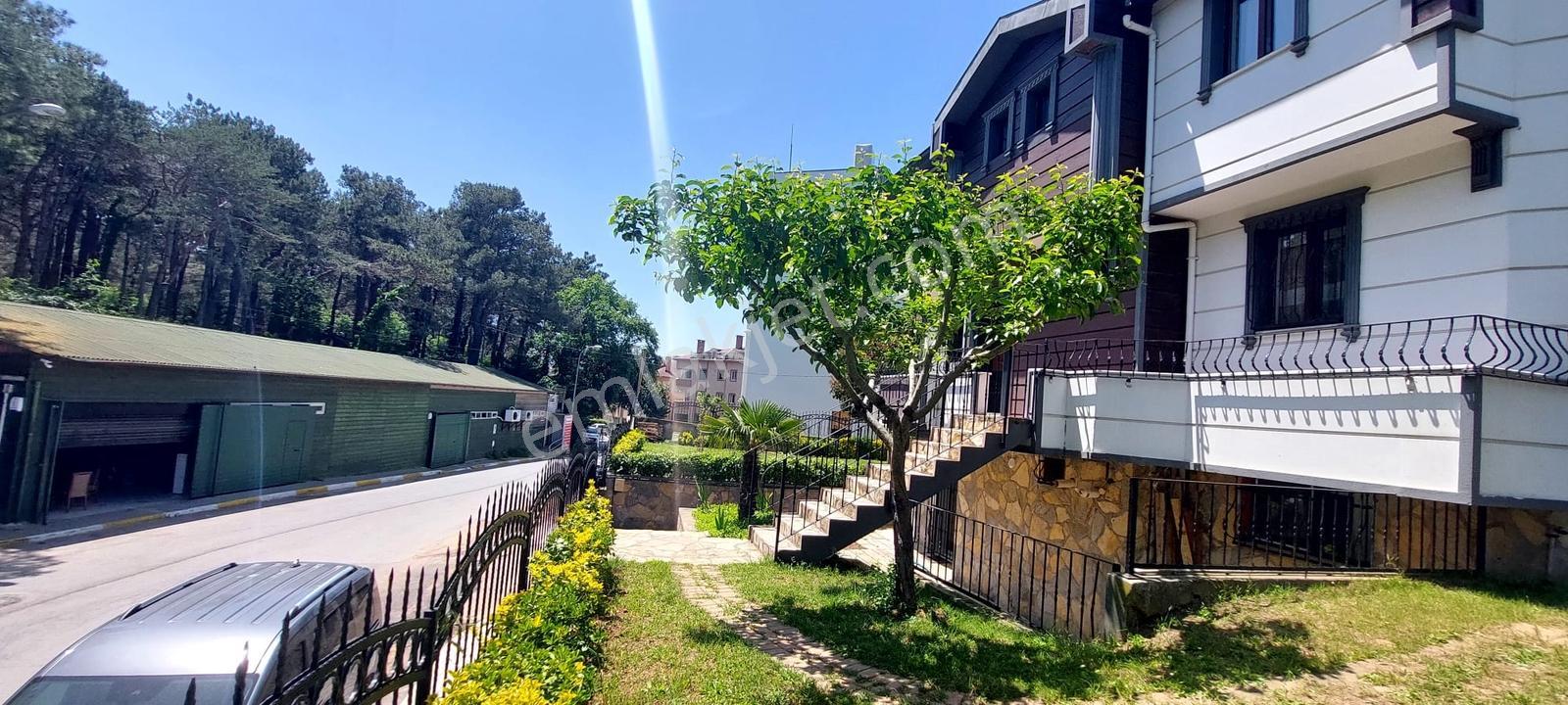 Şile Deniz Manzaralı Mercan Köşk Karşısı 3 Katlı Villa Kiralık - Görsel 4