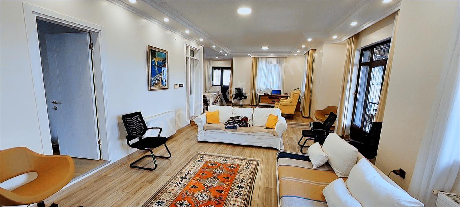 Şile Deniz Manzaralı Mercan Köşk Karşısı 3 Katlı Villa Kiralık - Görsel 10