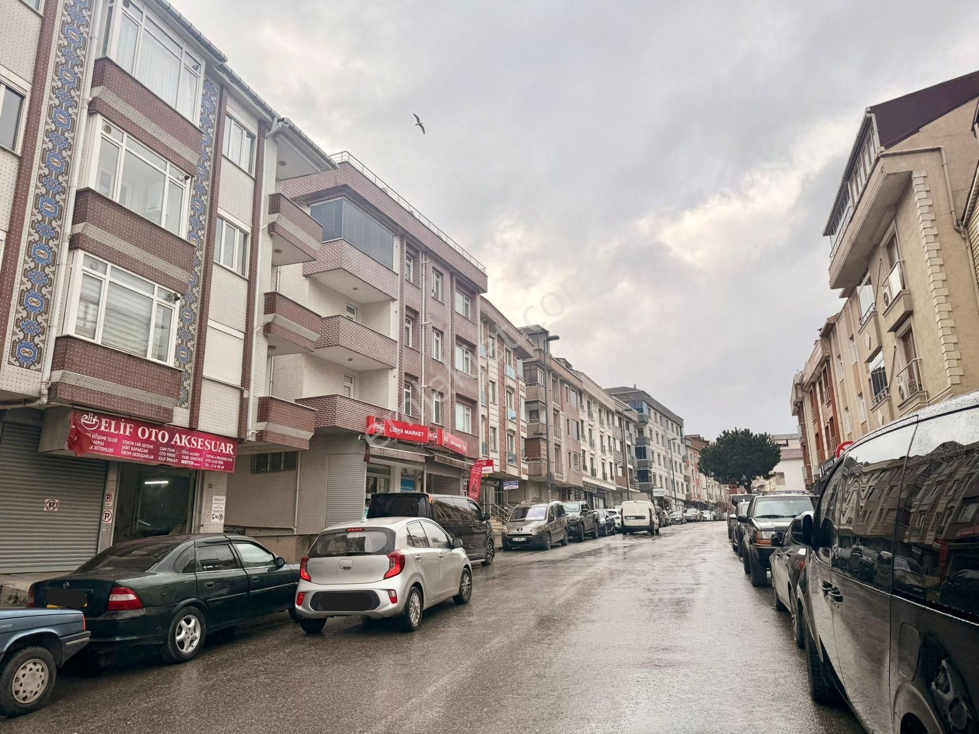 Remax Anı 'dan Bosna Bulvarı 'na Komşu Geniş Satılık 2+1 Daire - Görsel 23
