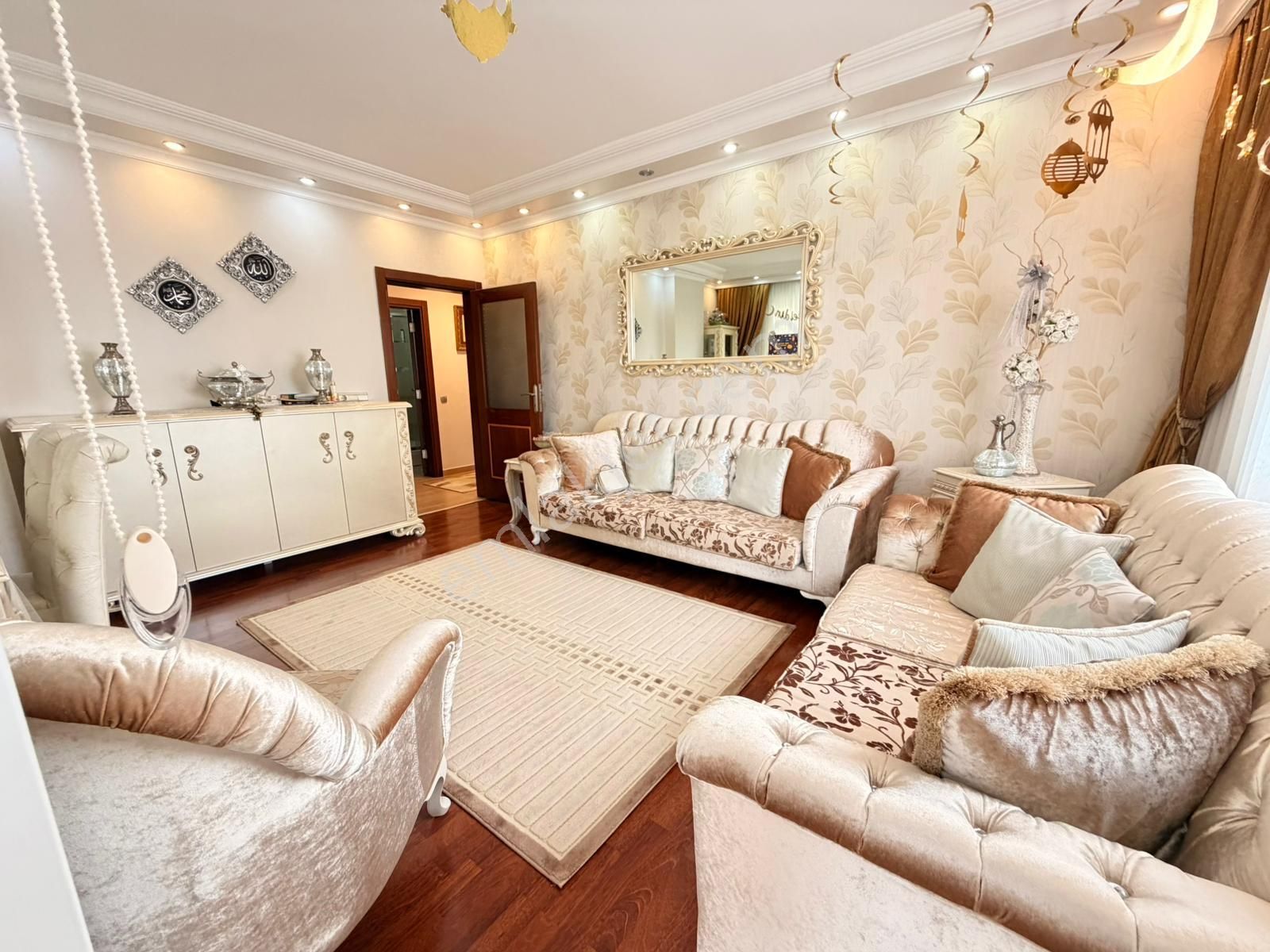 Remax Anı 'dan Bosna Bulvarı 'na Komşu Geniş Satılık 2+1 Daire - Görsel 2