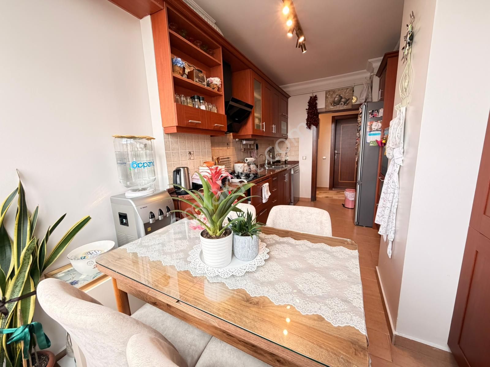 Remax Anı 'dan Bosna Bulvarı 'na Komşu Geniş Satılık 2+1 Daire - Görsel 8