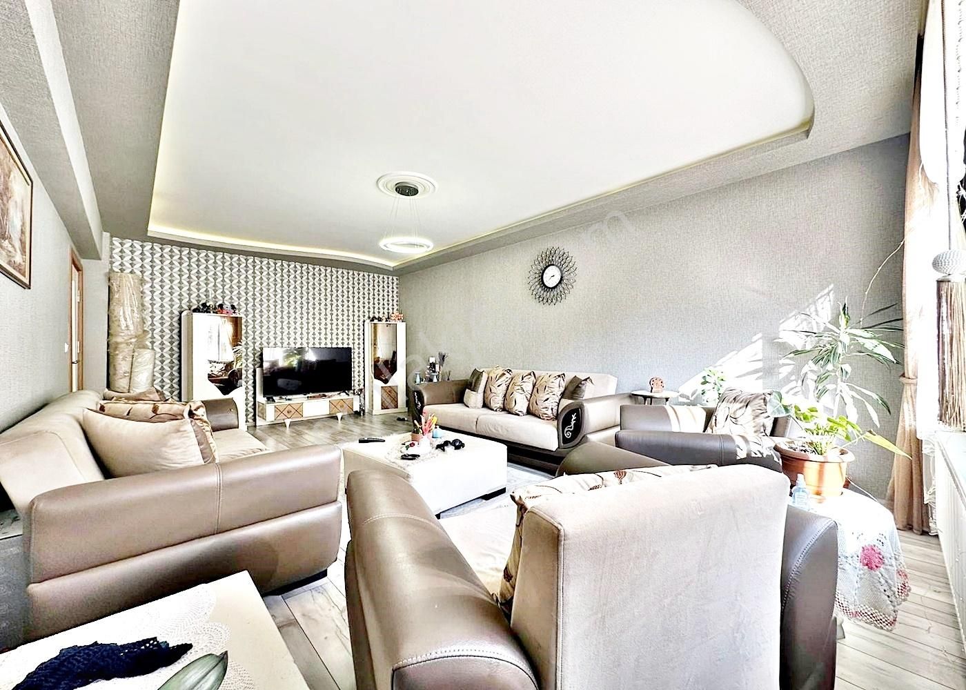 %80 Kredi İmkanı İle Karakaya 2+1 Lüks Yaplı Geniş Satılık Daire - Görsel 2