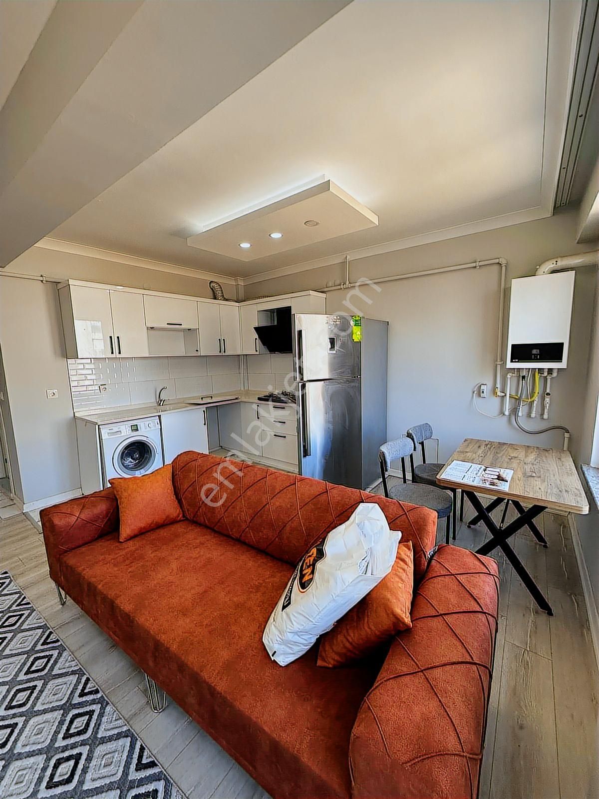 Balkan Gündüz'den Kiralık 1+1 Lüks Eşyalı Daire - Görsel 12