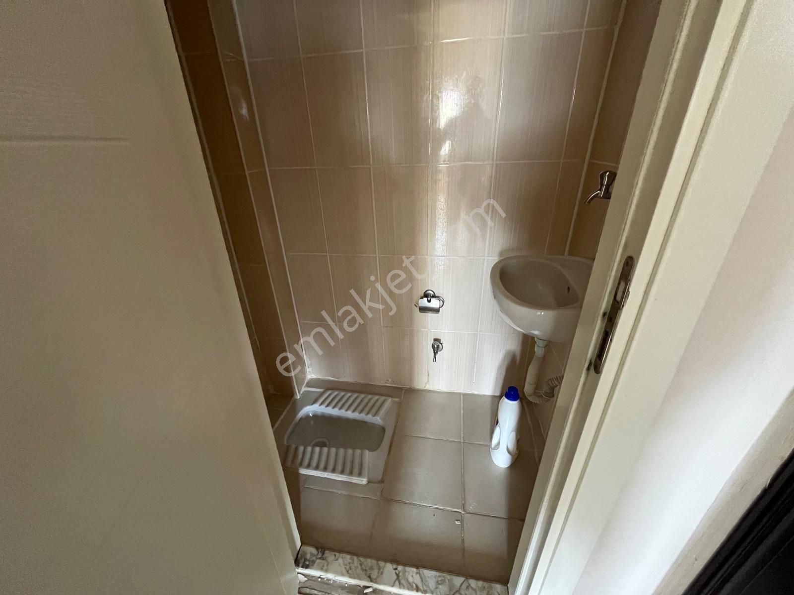 Ekerden Balsu Bulvarında Geniş 3+1 Aile Apartmanında Kiralık - Görsel 21