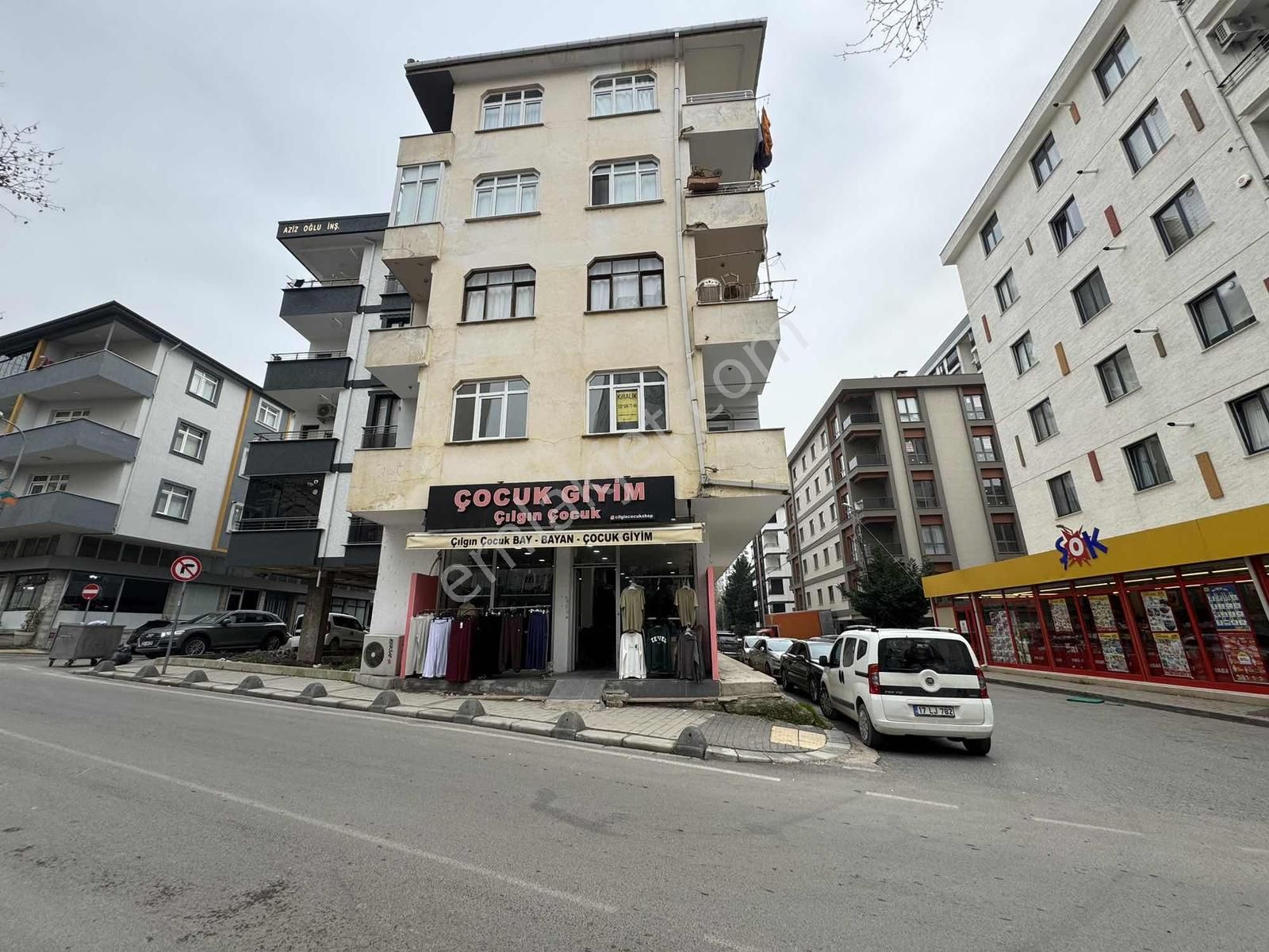 Taşdelen Merkezde Kiralık 3+1 1.kat 130m2 Daire - Görsel 3