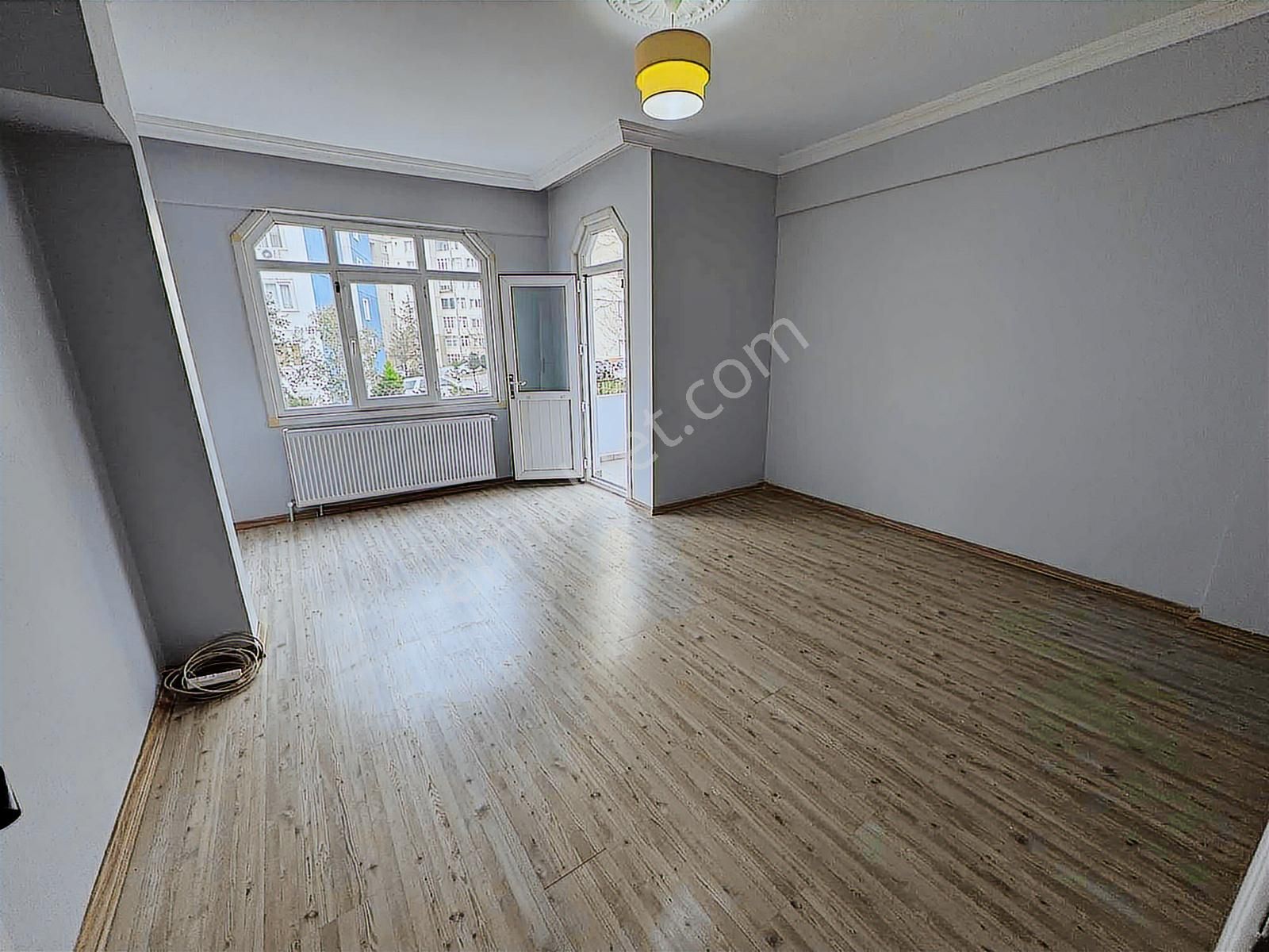 Taşdelen Merkezde Kiralık 3+1 1.kat 130m2 Daire - Görsel 9