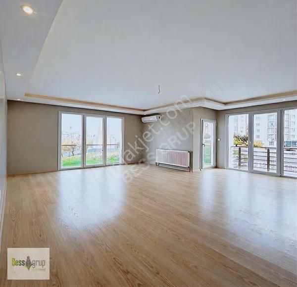 Beylikdüzü Bess Grup Ta Merkezi Lokasyonda Ara Kat Satılık Daire - Görsel 15