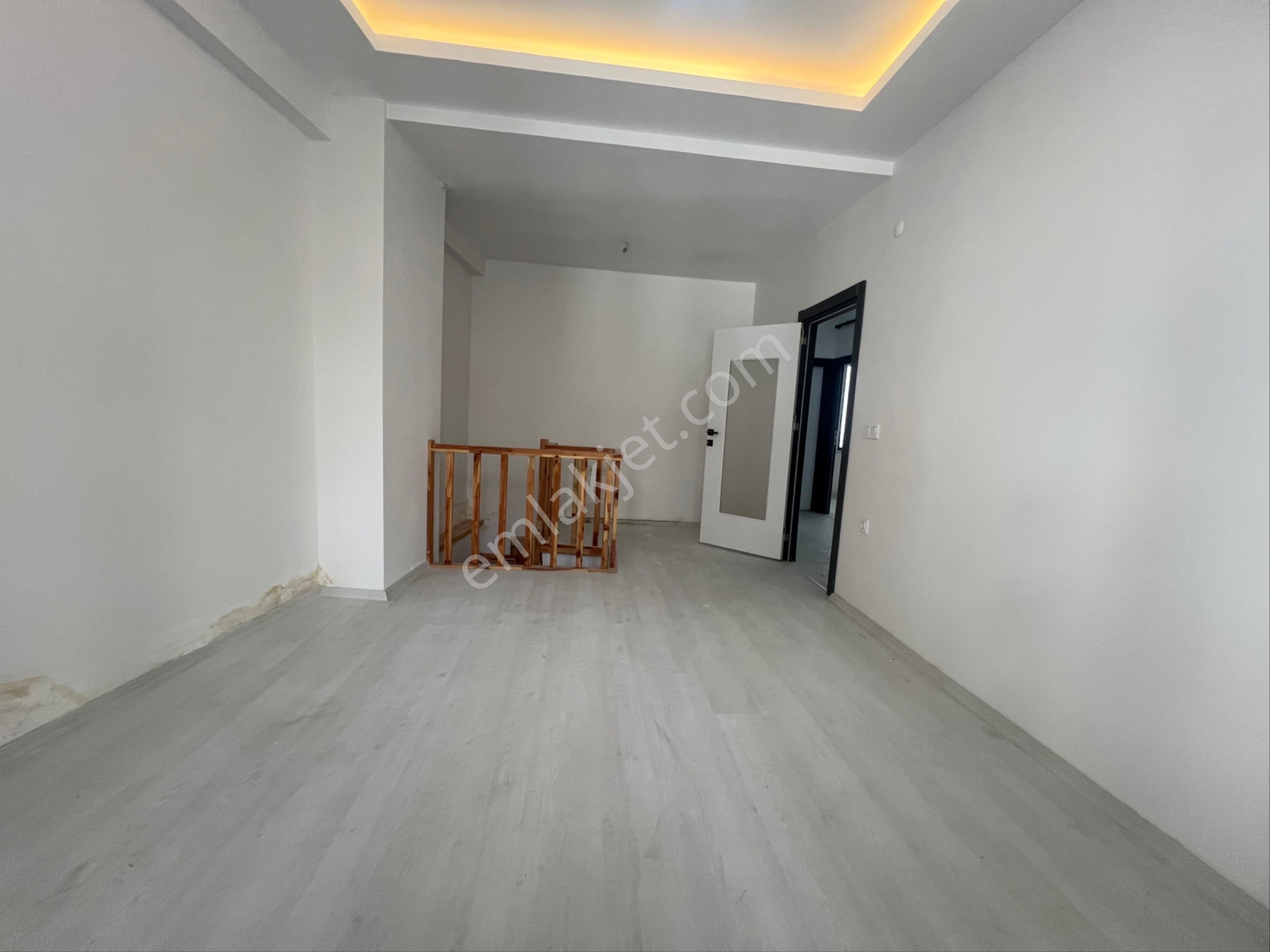 Arnavutköy Merkezde 2+2 Sıfır Ters Dubleks - Görsel 18