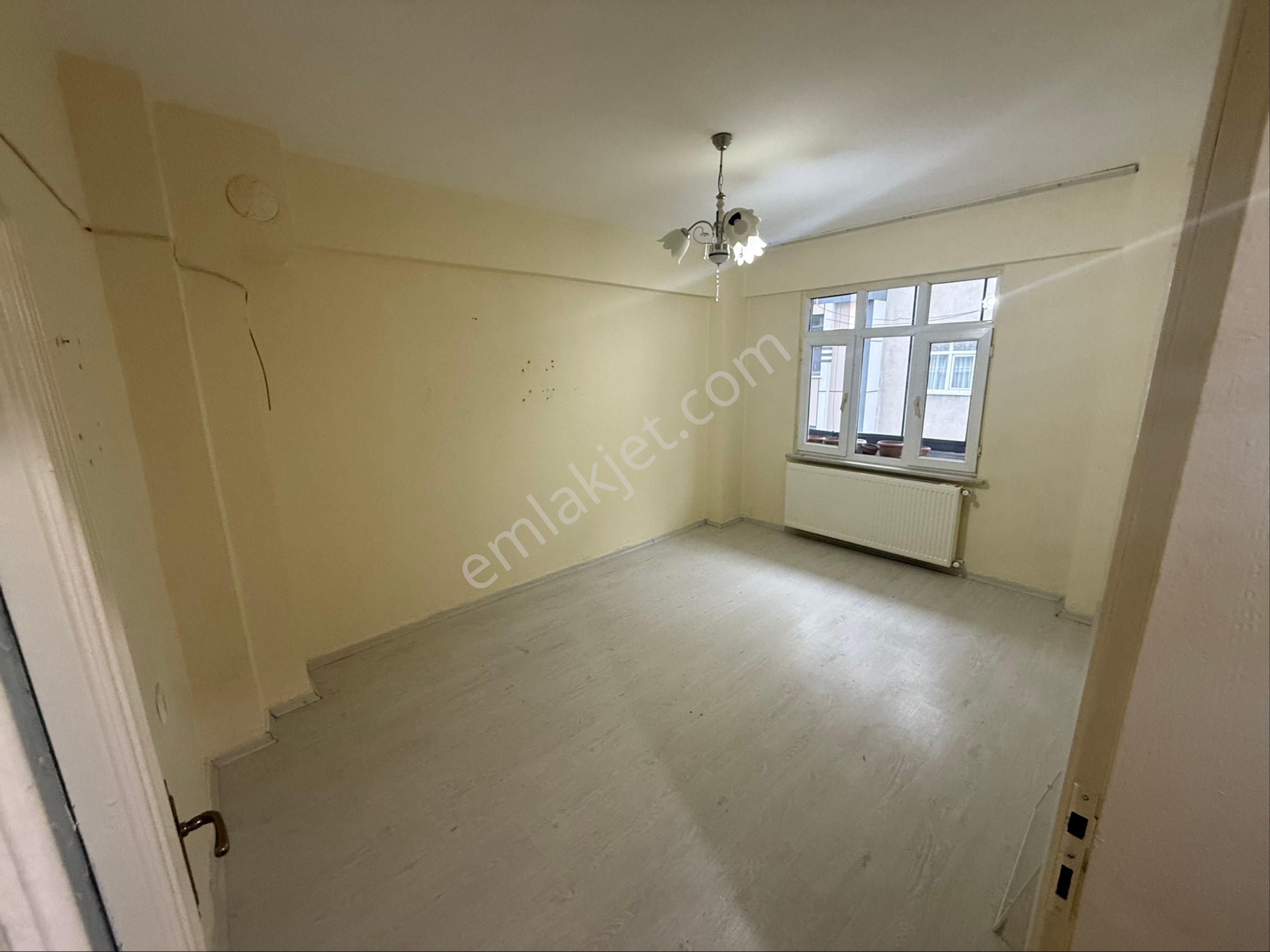 50. Yıl Mah 2+1 95 M2 2. Kat Temiz Masrafsız Kiralık Daire - Görsel 8