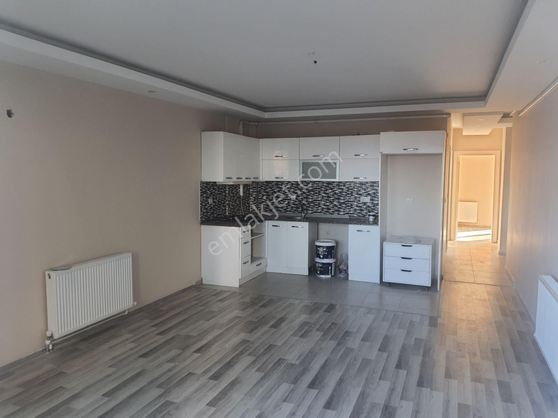 Kuşadası Değirmendere'de Havuzlu, 3+1, Giriş Kat Kiralık Daire - Görsel 5