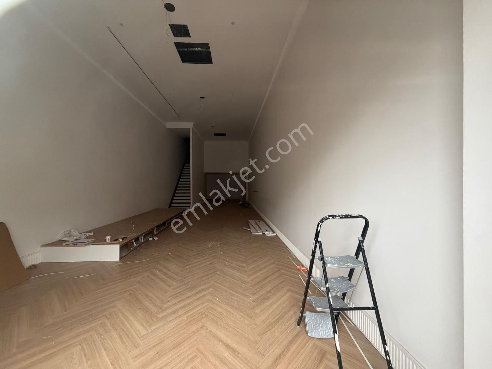 İstanbul House'dan Nef Bahçelievler'de 353m2 Depolu Dükkan - Görsel 4