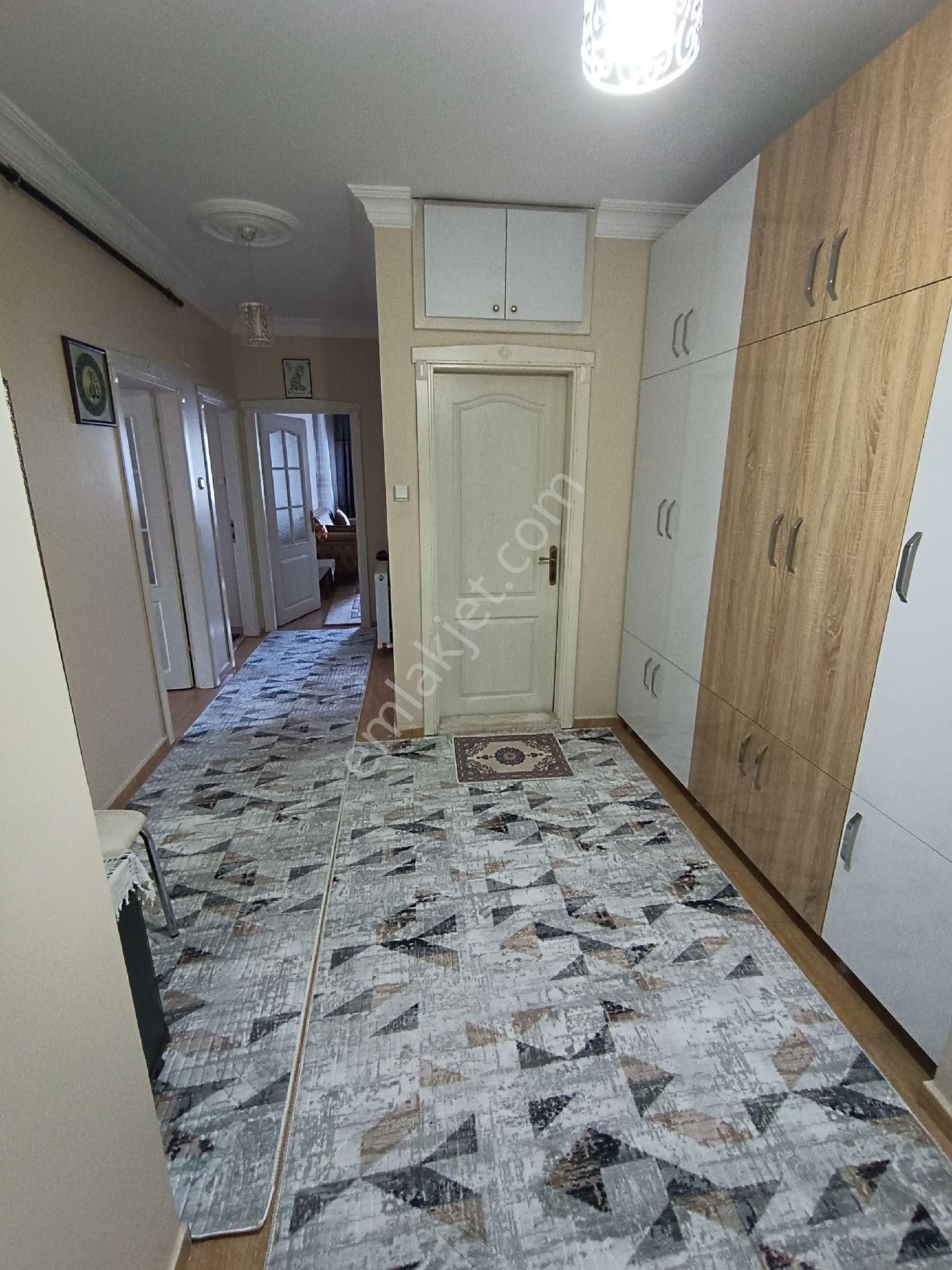 Şehitler Tepesinde 3+1 Bagimsiz Mutfaklı Doğalgazlı Asansörlü - Görsel 10