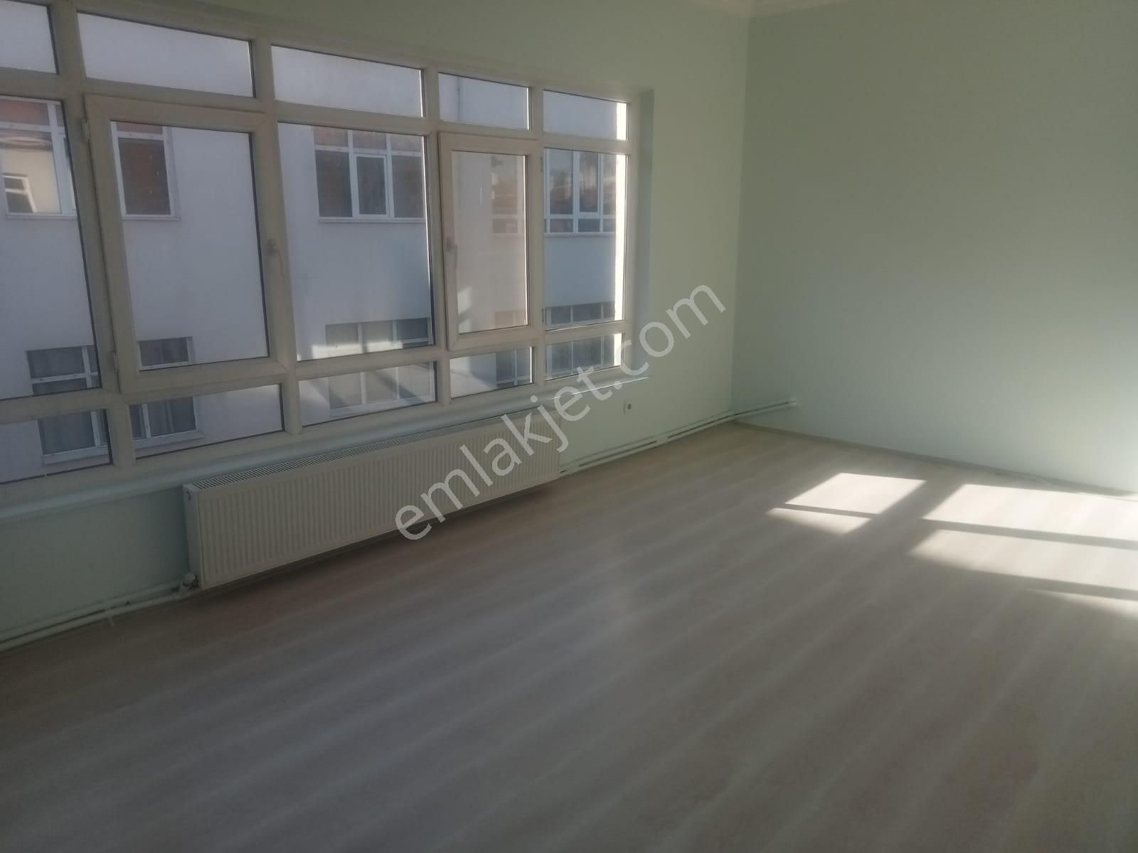 Bahçelievler Azerbeycan Cad Üzerinde 3. Kat Kombili 2+1 Kiralık Daire - Görsel 15