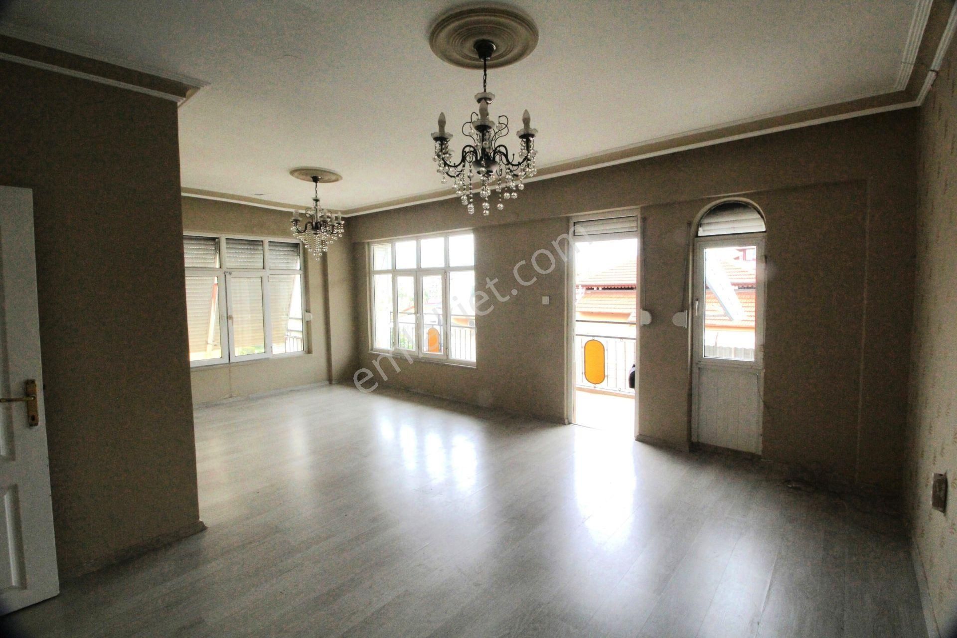 Saray Mah Merkezde Ve Teleferiğa 50 M 2+1 Boş Uzun Dönem Kıralık Daire - Görsel 8