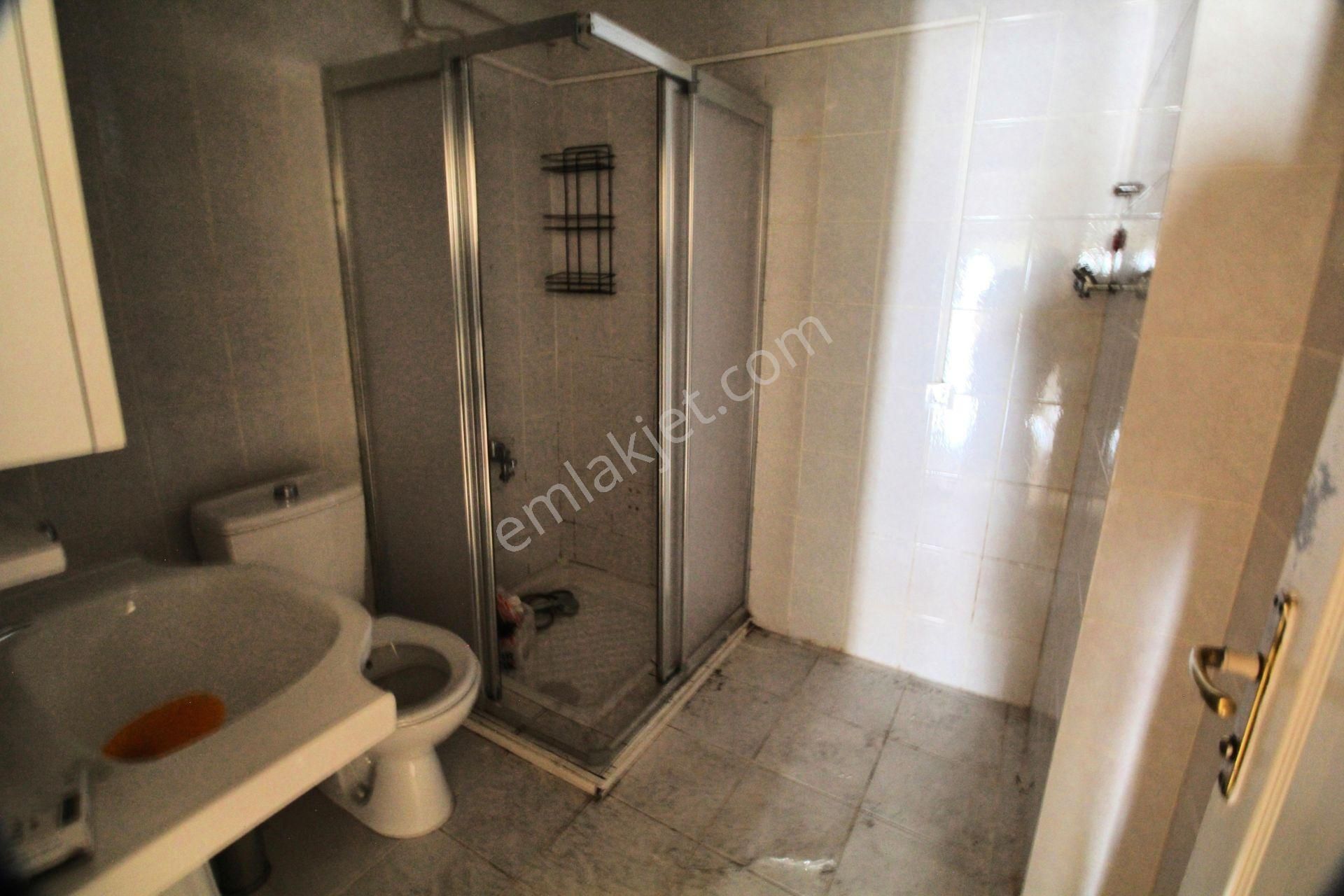 Saray Mah Merkezde Ve Teleferiğa 50 M 2+1 Boş Uzun Dönem Kıralık Daire - Görsel 14