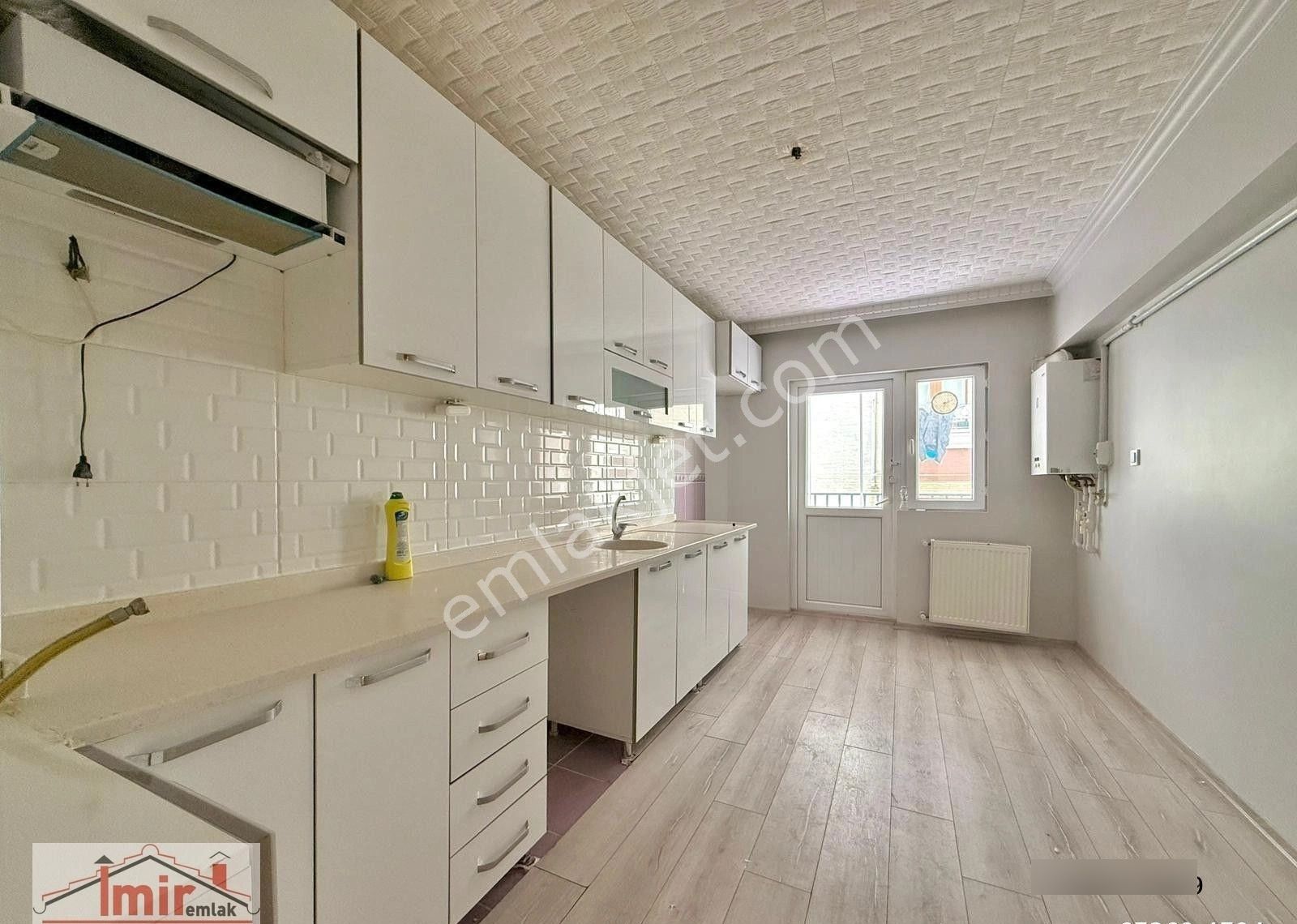 İmir Emlak'tan 3+1 Okul Yakını 1.kat 130m² Kilerli Masrafsız Daire - Görsel 13