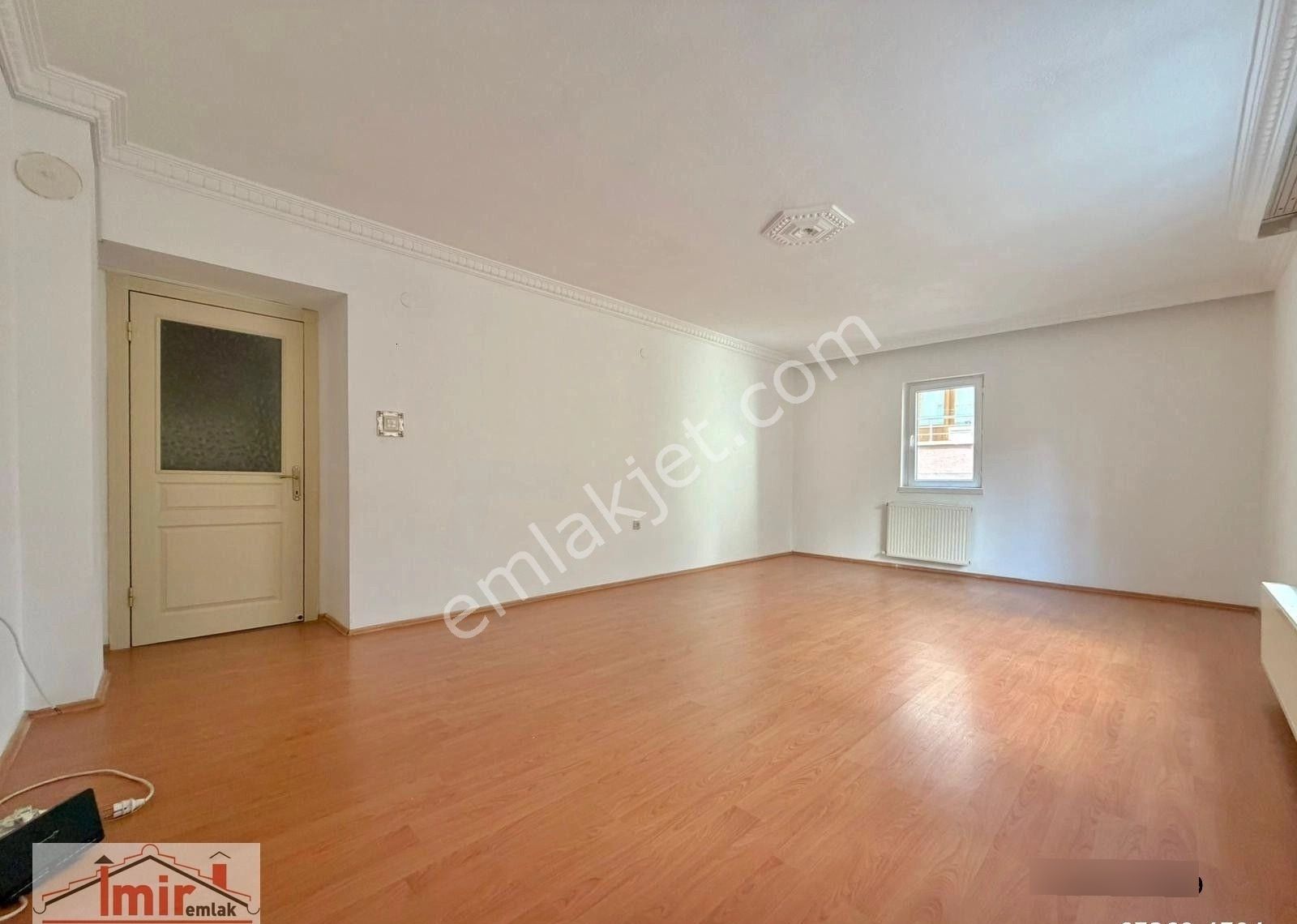 İmir Emlak'tan 3+1 Okul Yakını 1.kat 130m² Kilerli Masrafsız Daire - Görsel 24