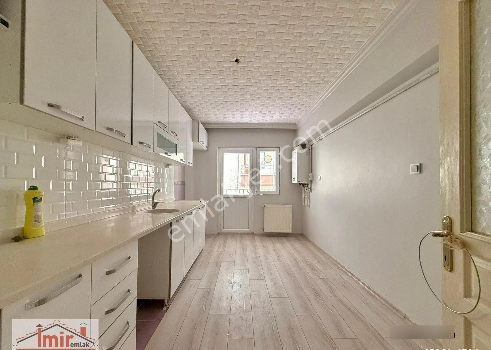 İmir Emlak'tan 3+1 Okul Yakını 1.kat 130m² Kilerli Masrafsız Daire - Görsel 22