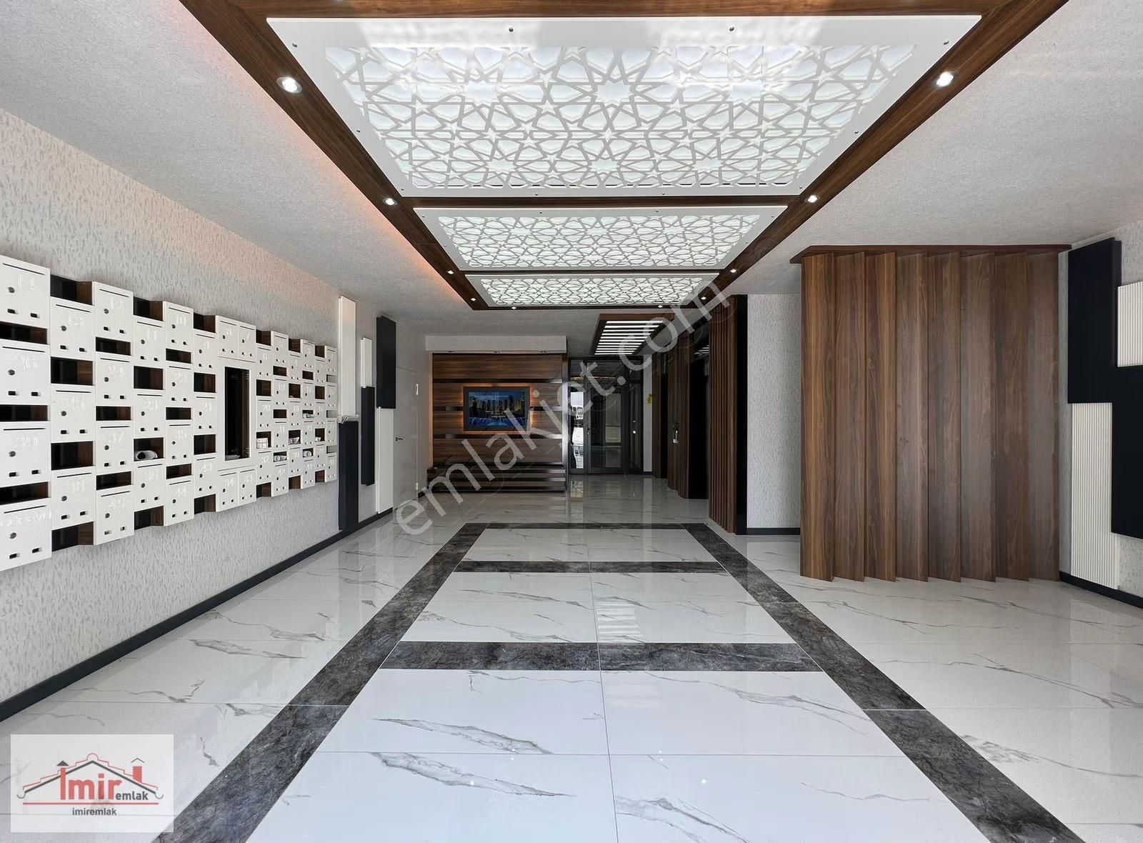 İmir Emlak Ofisinden Hastane Yanı 4+1 180m2 5.kat Site Dairesi - Görsel 9