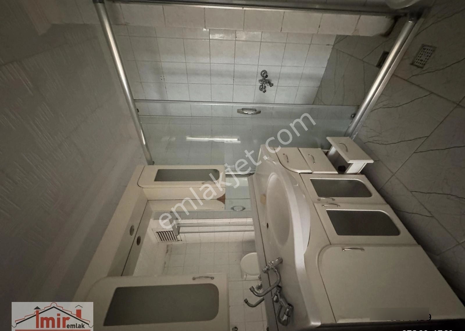 İmir Emlak'tan Asansörlü 3+1 Ara Kat Daire - Görsel 2