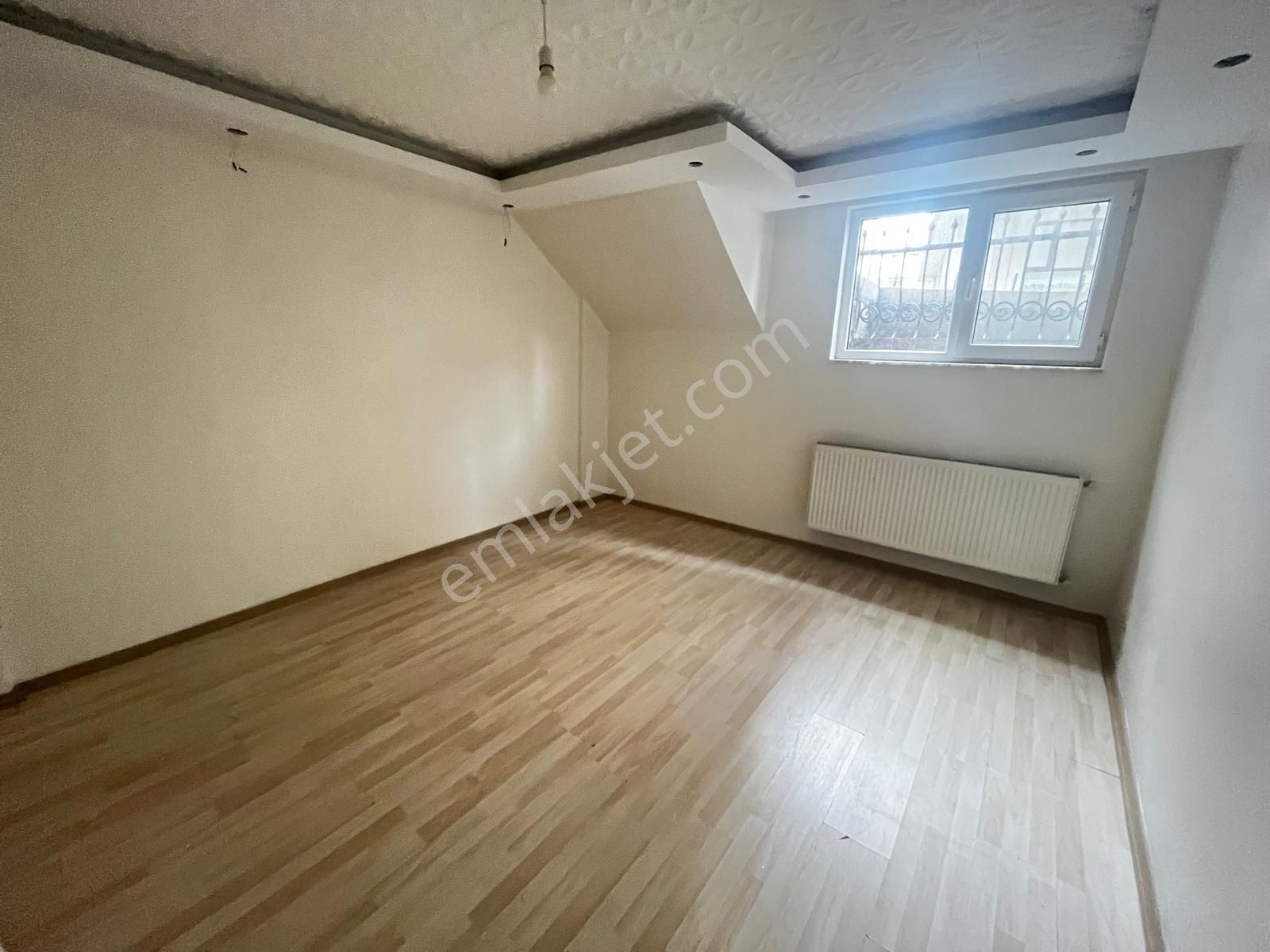 Eyüp Karadolap Mah. Kiralık 2+1 Daire Asansörlü - Görsel 2