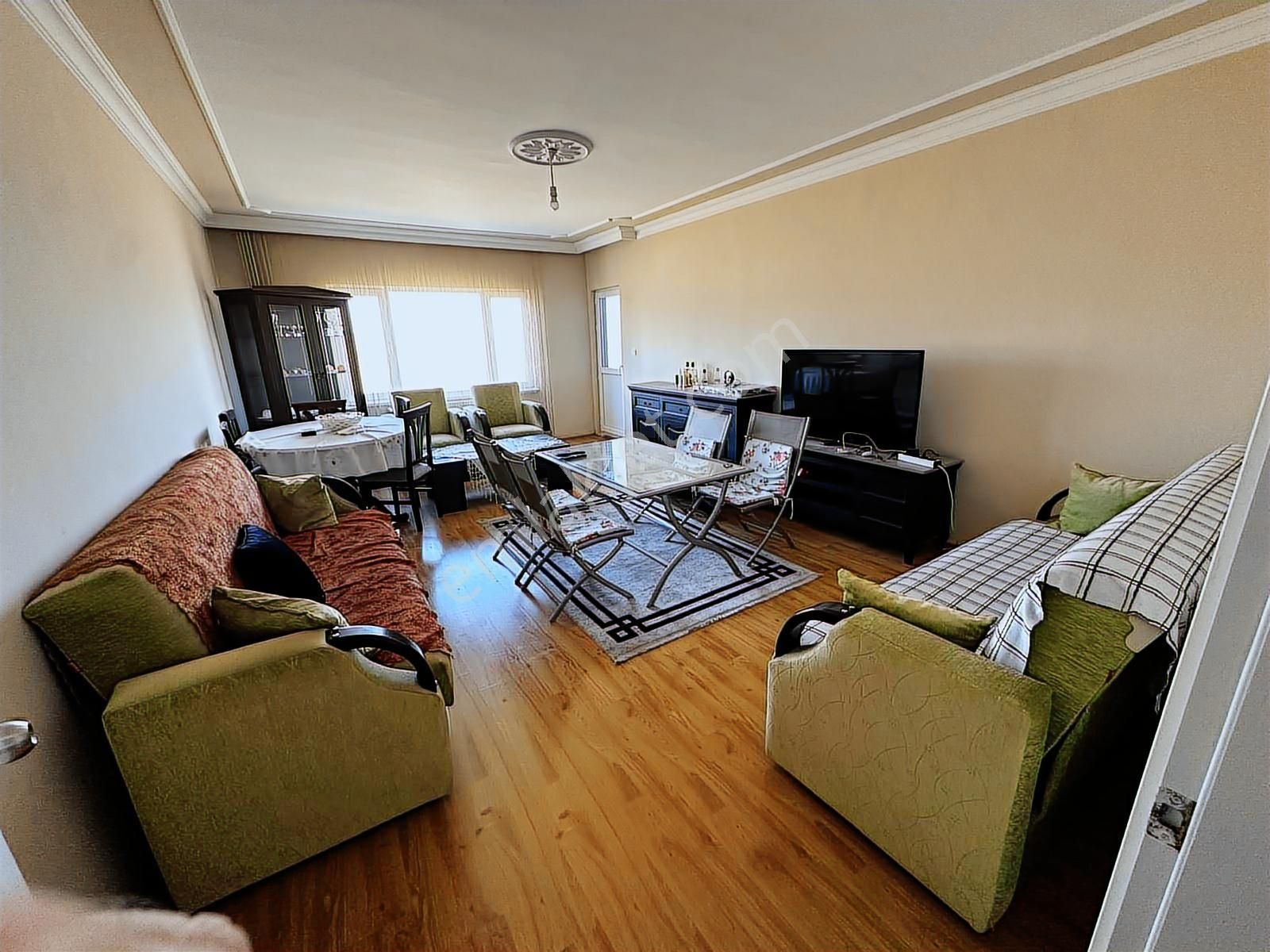 Site Yaşamı Ayrıcalığıyla 3+1 130 M² Satılık Daire Silivri
