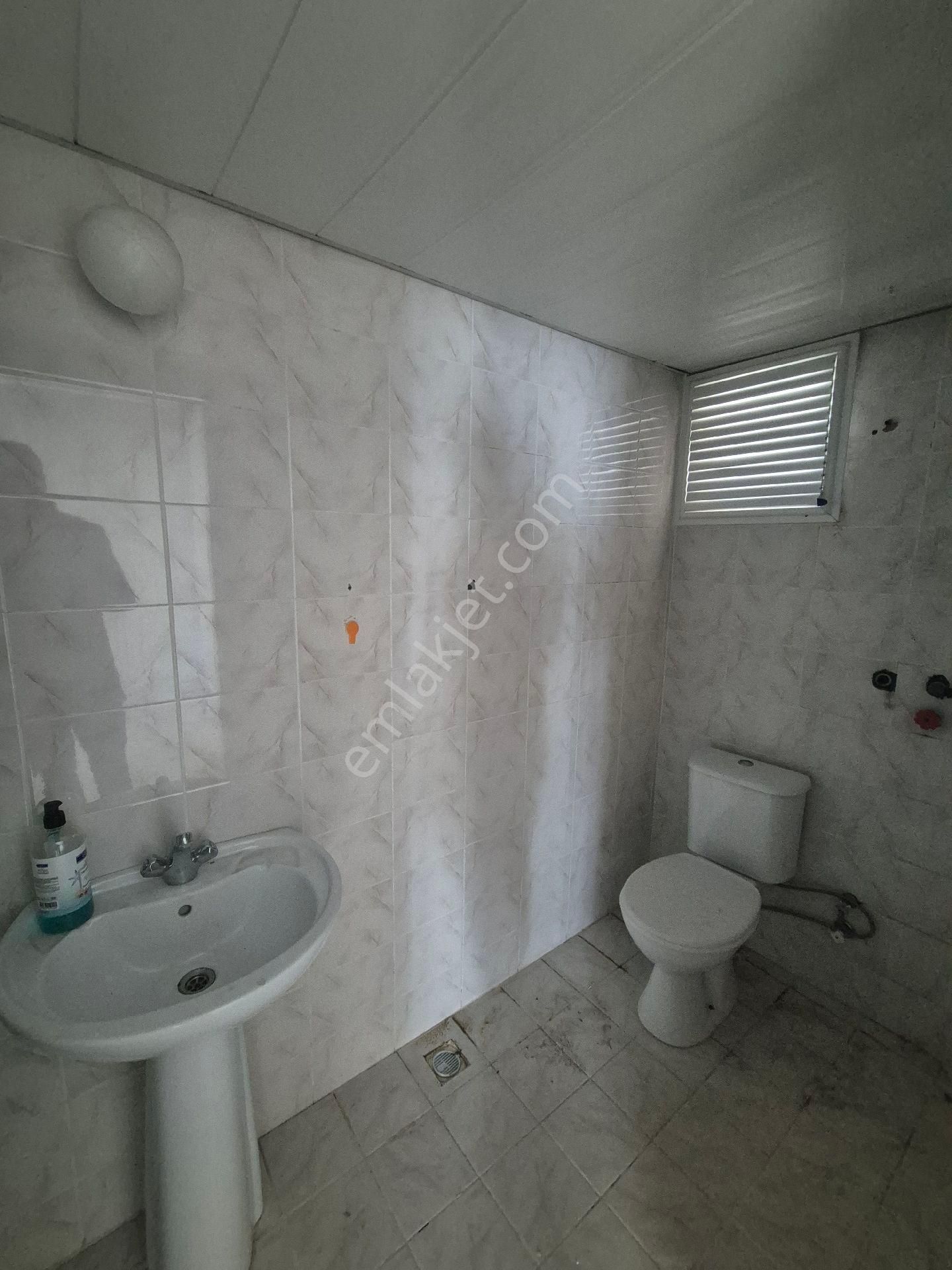 Huzurevlerinde 3+1 Kapalı Mutfak Merkezi Konumda Geniş Oturumlu Kiralık Daire - Görsel 27