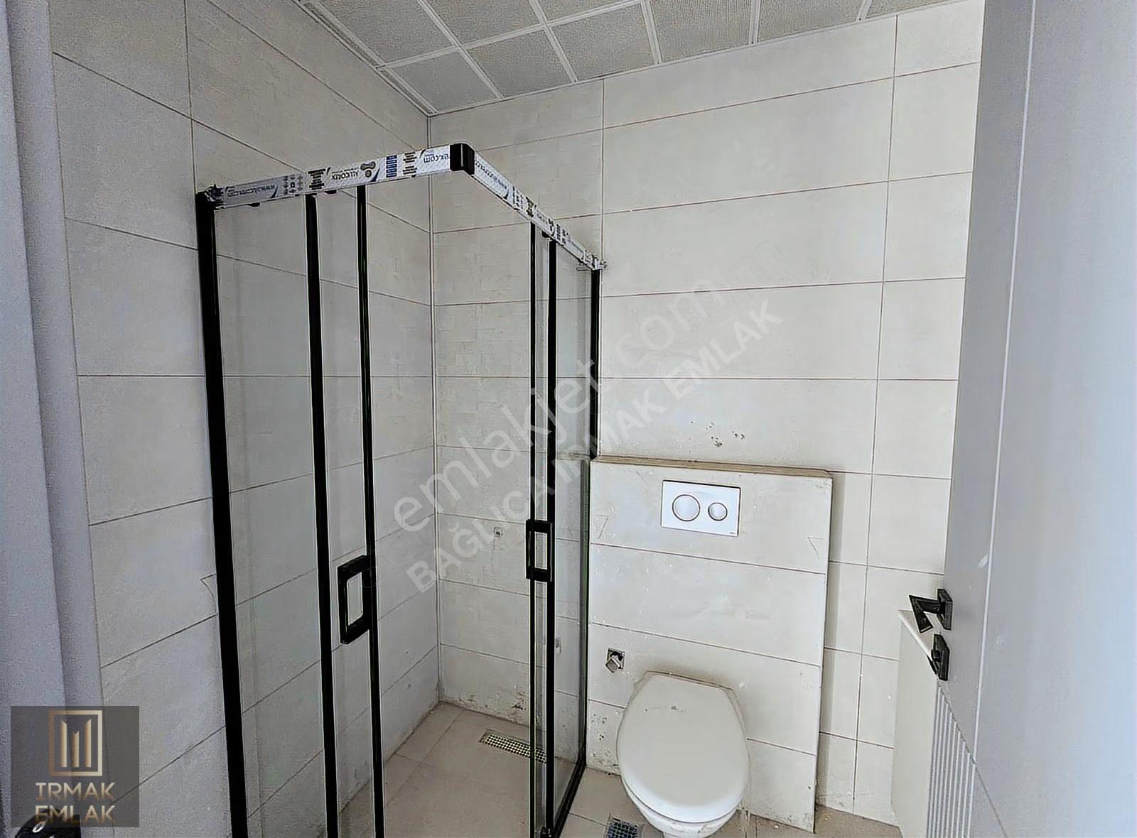 Bağlıca'nın En Nezih Bölgesinde Tek Kat 4+1 Satılık Villa - Görsel 18