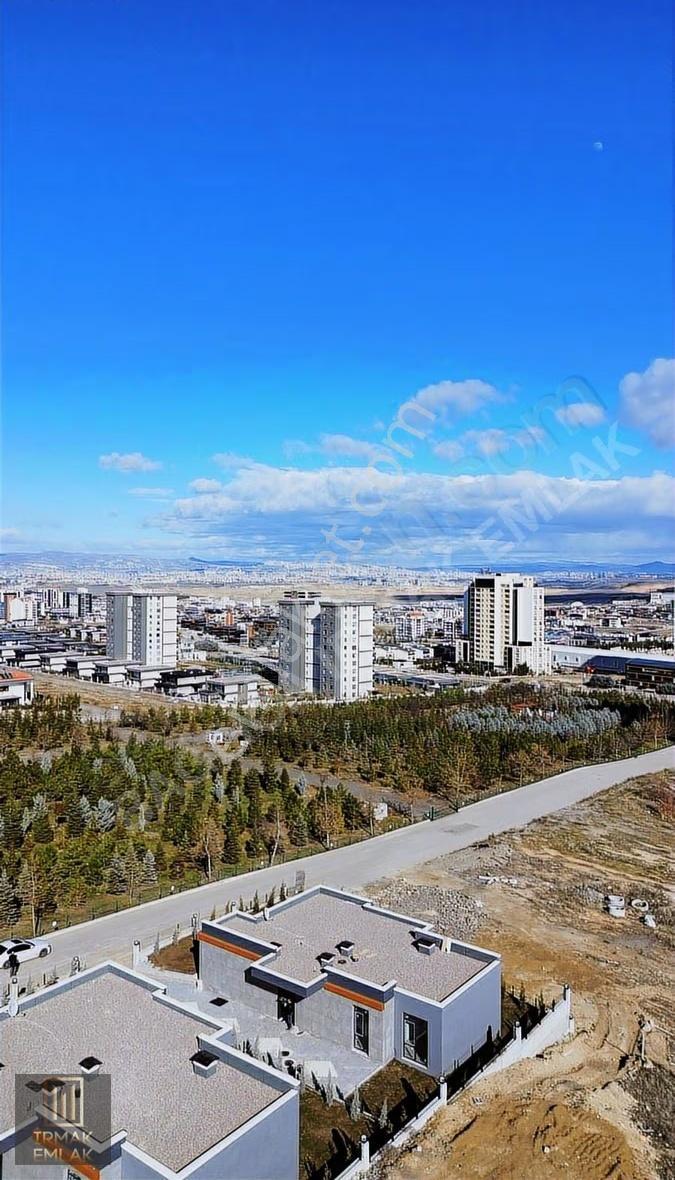 Bağlıca'nın En Nezih Bölgesinde Tek Kat 4+1 Satılık Villa - Görsel 33