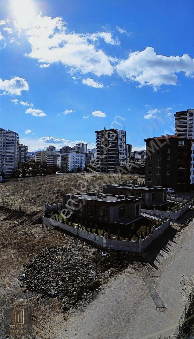 Bağlıca'nın En Nezih Bölgesinde Tek Kat 4+1 Satılık Villa - Görsel 32