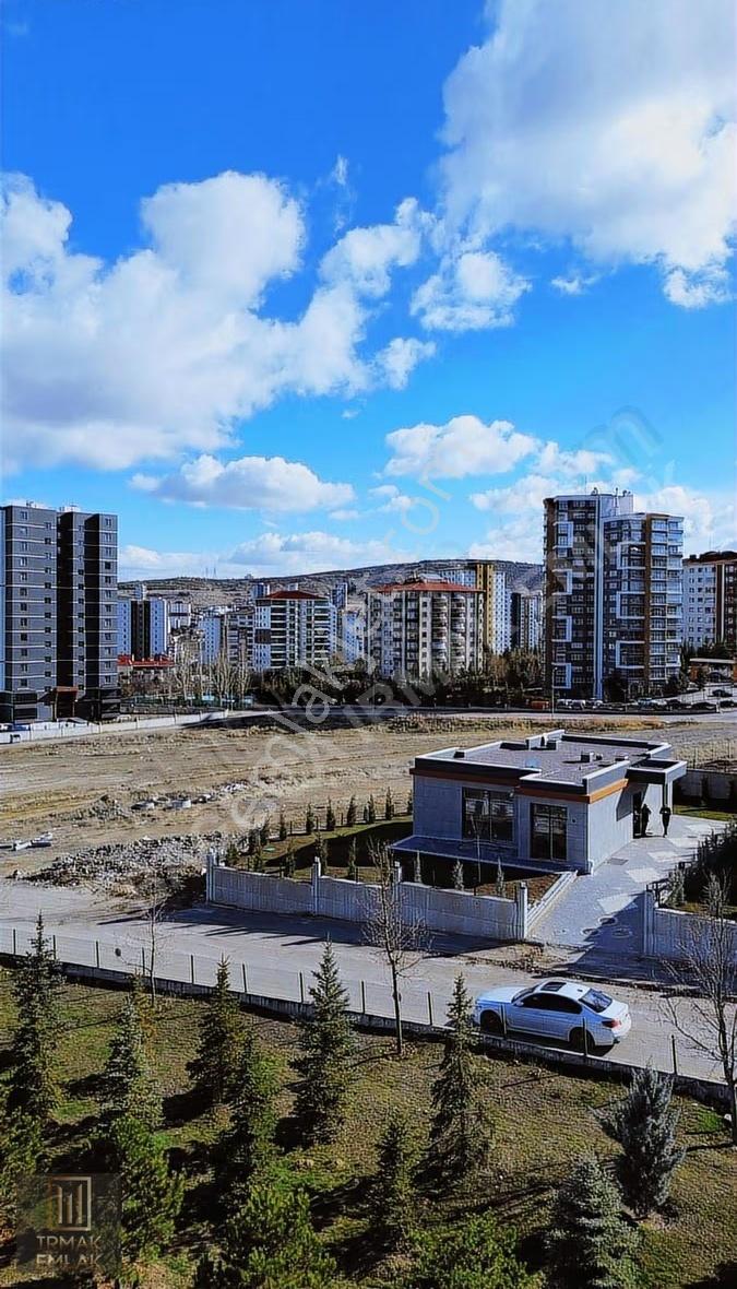 Bağlıca'nın En Nezih Bölgesinde Tek Kat 4+1 Satılık Villa - Görsel 34